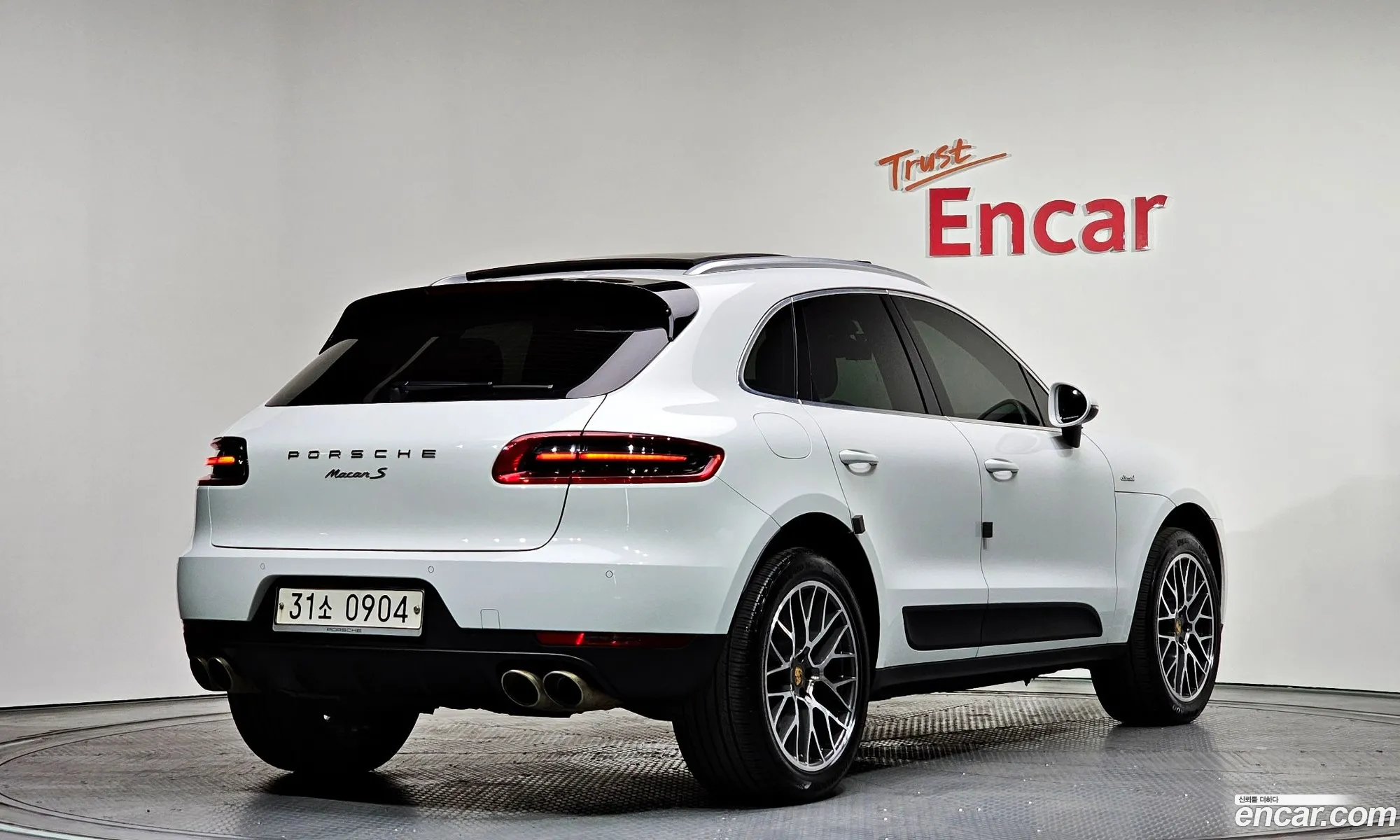 Porsche Macan 2016 WP1AD2956HLB70021 — 14