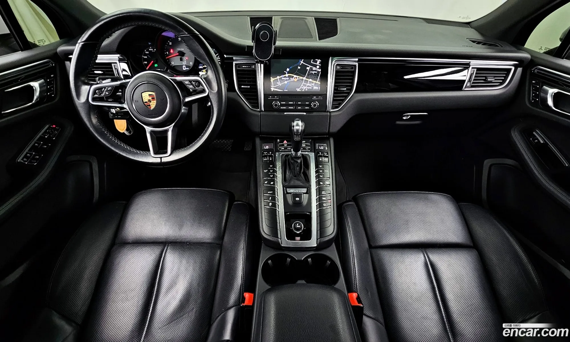 Porsche Macan 2016 WP1AD2956HLB70021 — 12