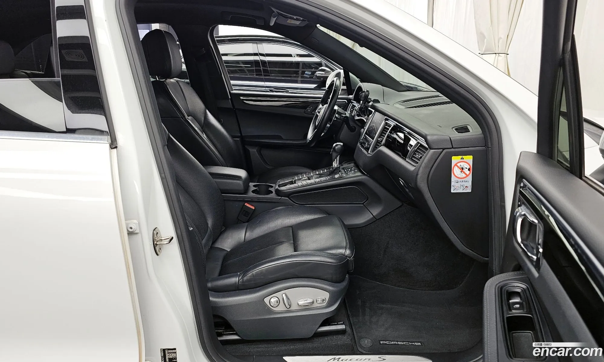 Porsche Macan 2016 WP1AD2956HLB70021 — 3