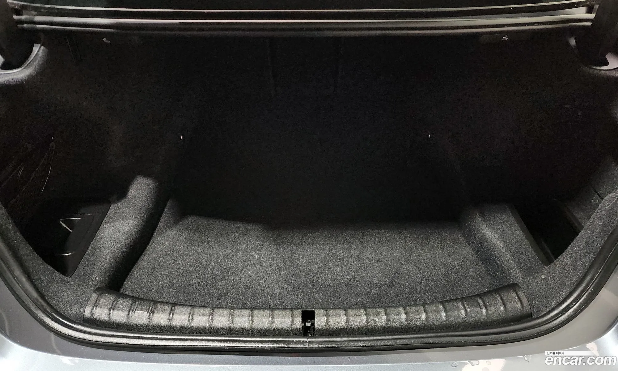 BMW 5 Series 2018 WBAJC5104JWE54340 — 7