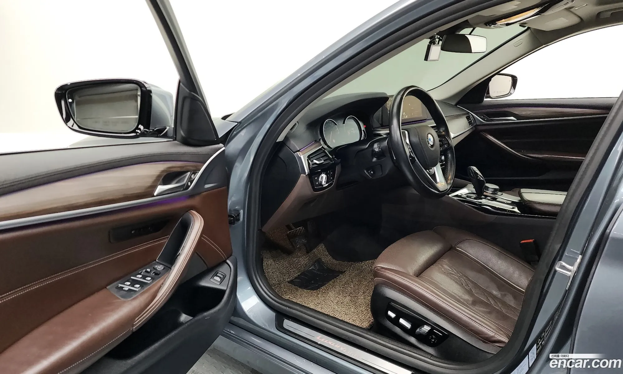 BMW 5 Series 2018 WBAJC5104JWE54340 — 10