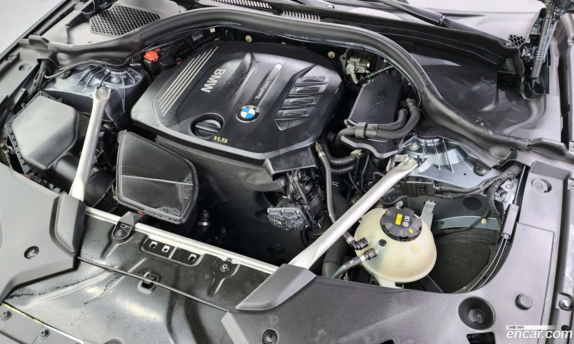 BMW 5 Series 2018 WBAJC5104JWE54340 — 18