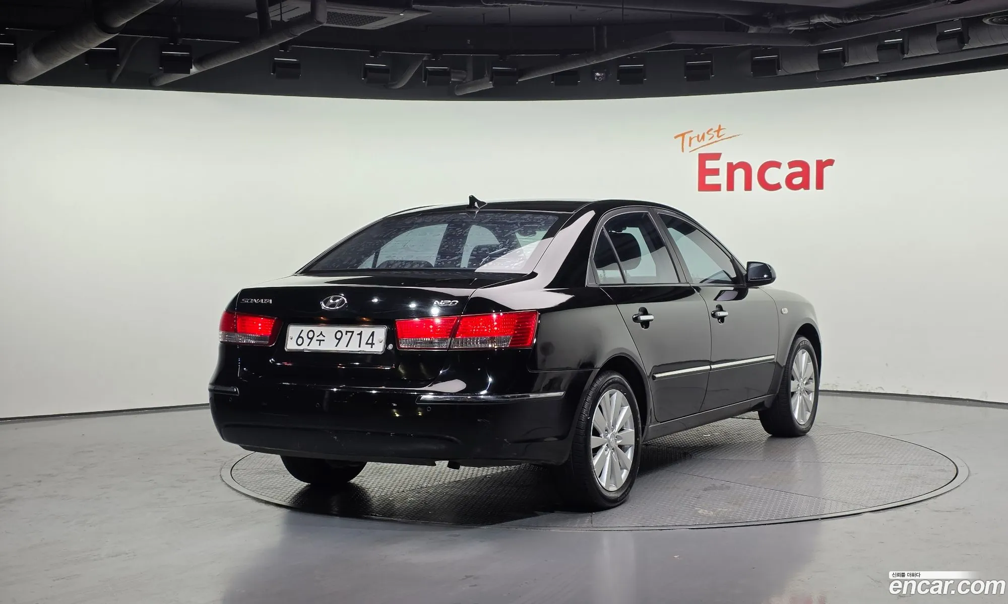 Hyundai NF Sonata Transform