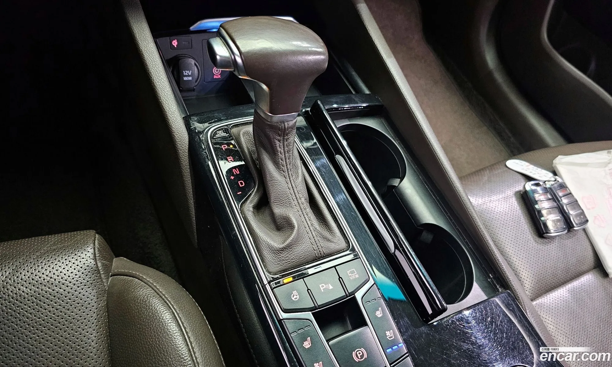 Kia K7 2019 — 14