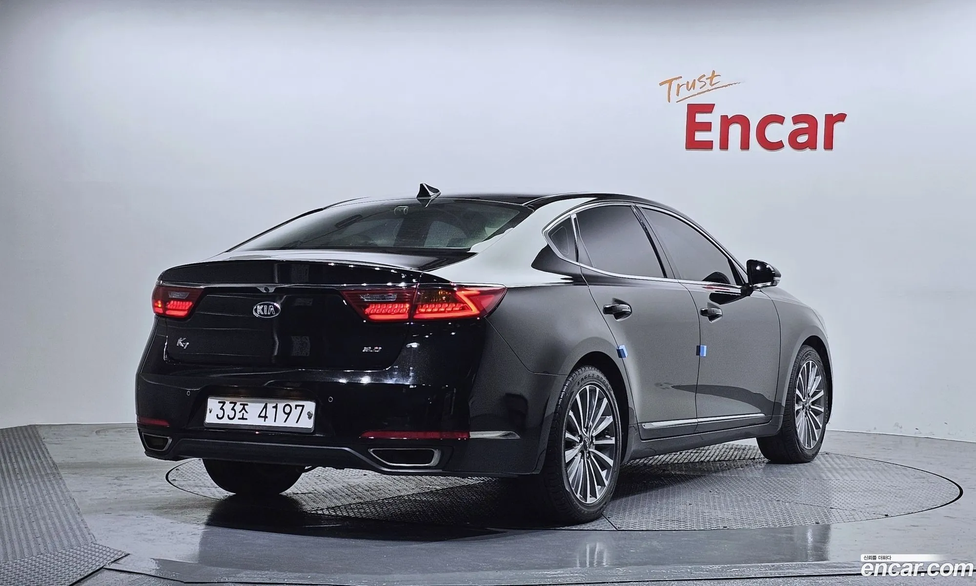 Kia K7 2019 — 9