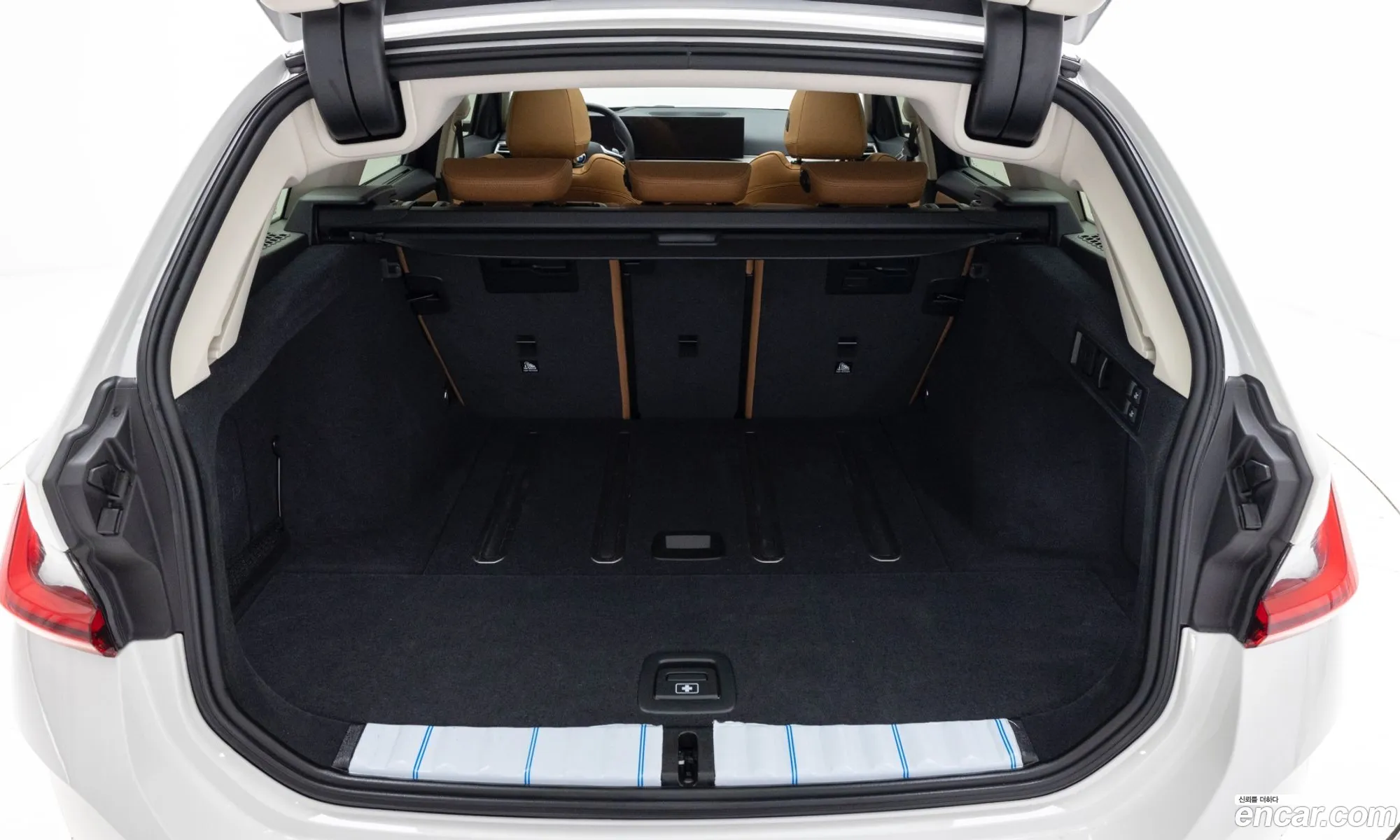 BMW 3 Series 2025 — 7