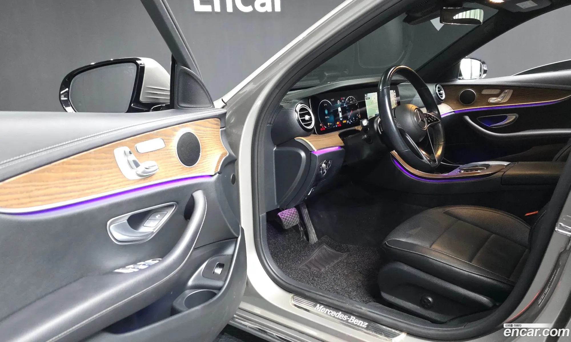 Mercedes-Benz E-Class W213 2022 — 17