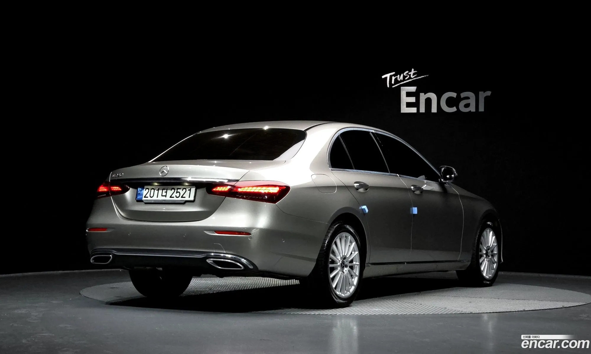 Mercedes-Benz E-Class W213 2022 — 3