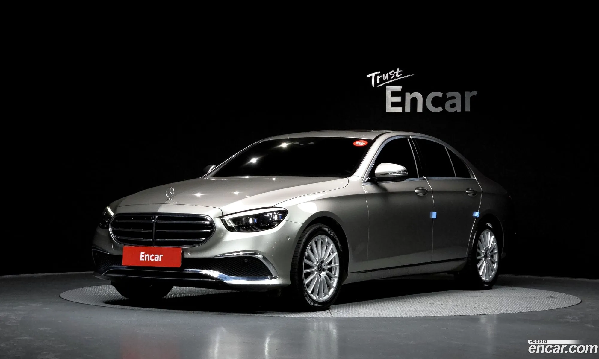 Mercedes-Benz E-Class W213 2022 — 11