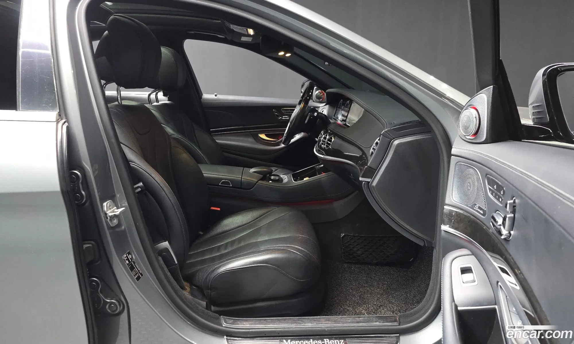 Mercedes-Benz S-Class W222 2015 WDDUF3DB4FA166480 — 19