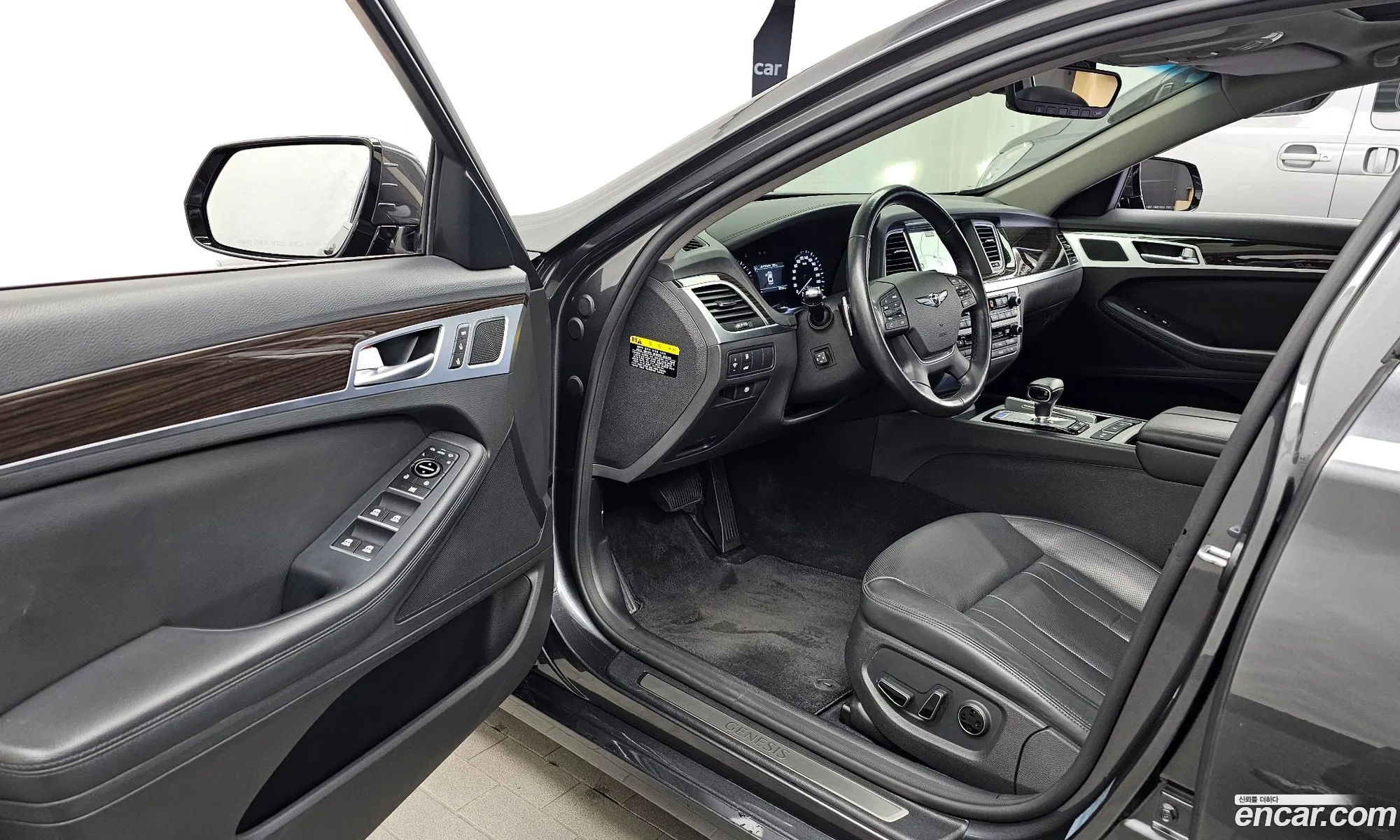 Genesis G80 2016 — 15