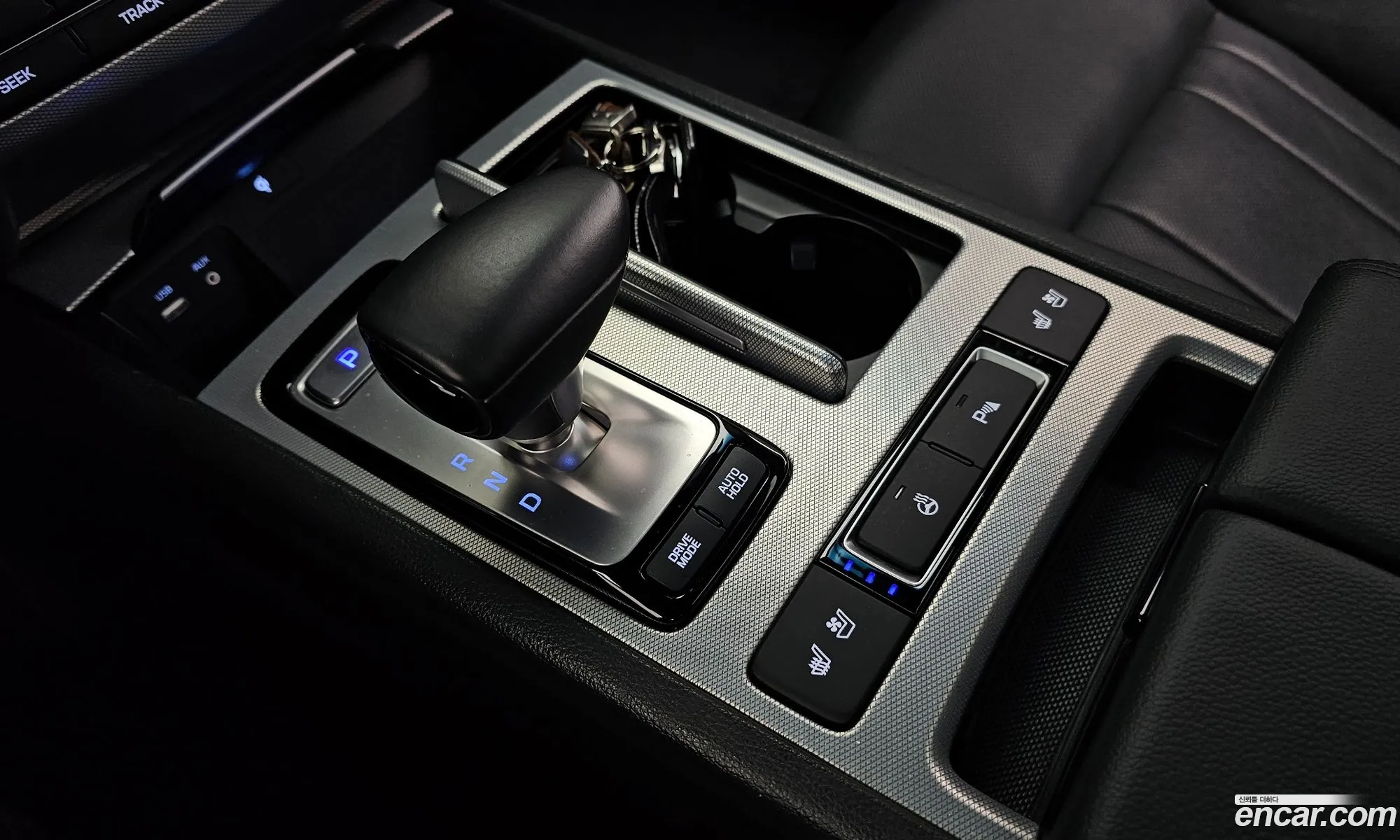 Genesis G80 2016 — 16