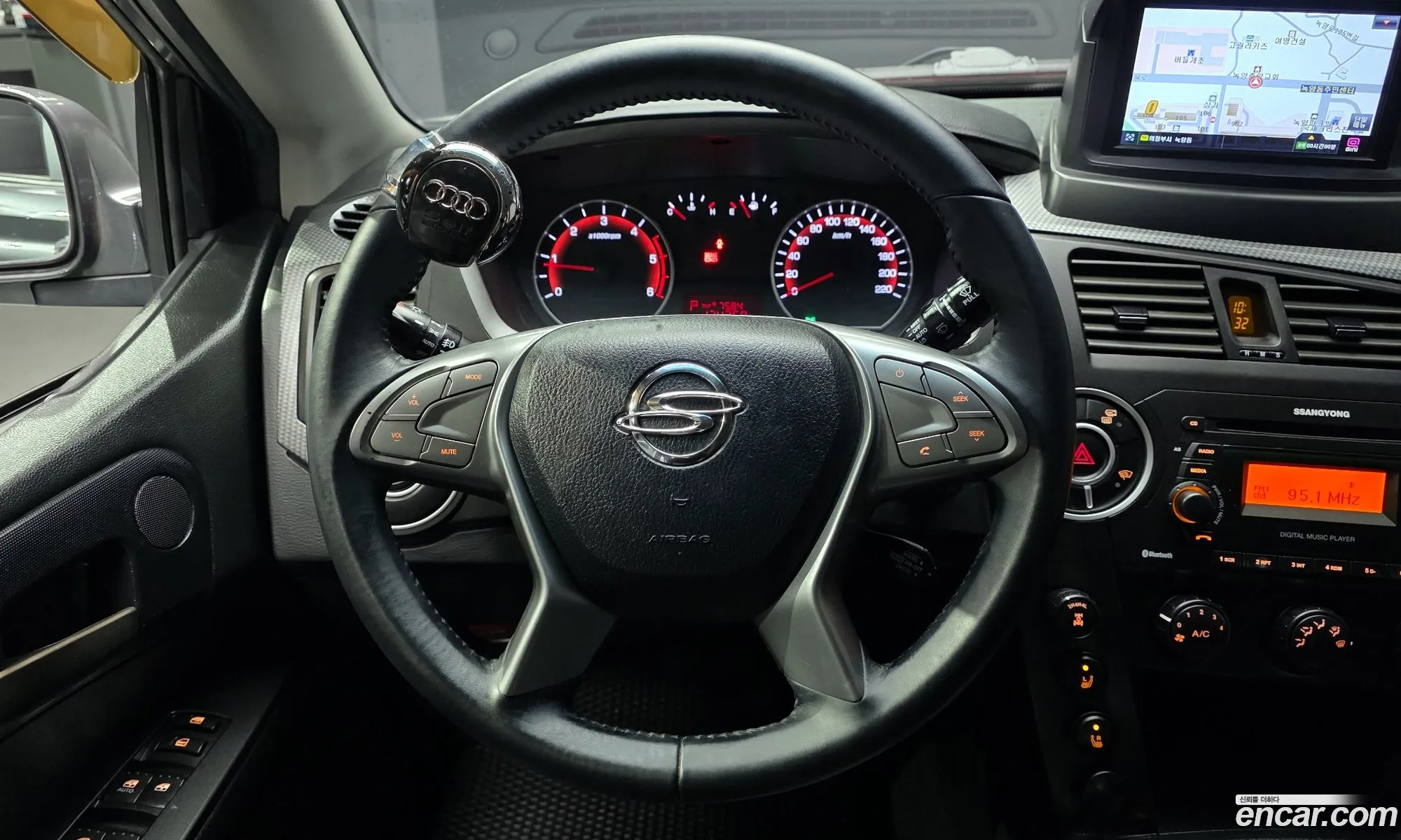 KG Mobility (SsangYong) Korando Sports 2015 — 9