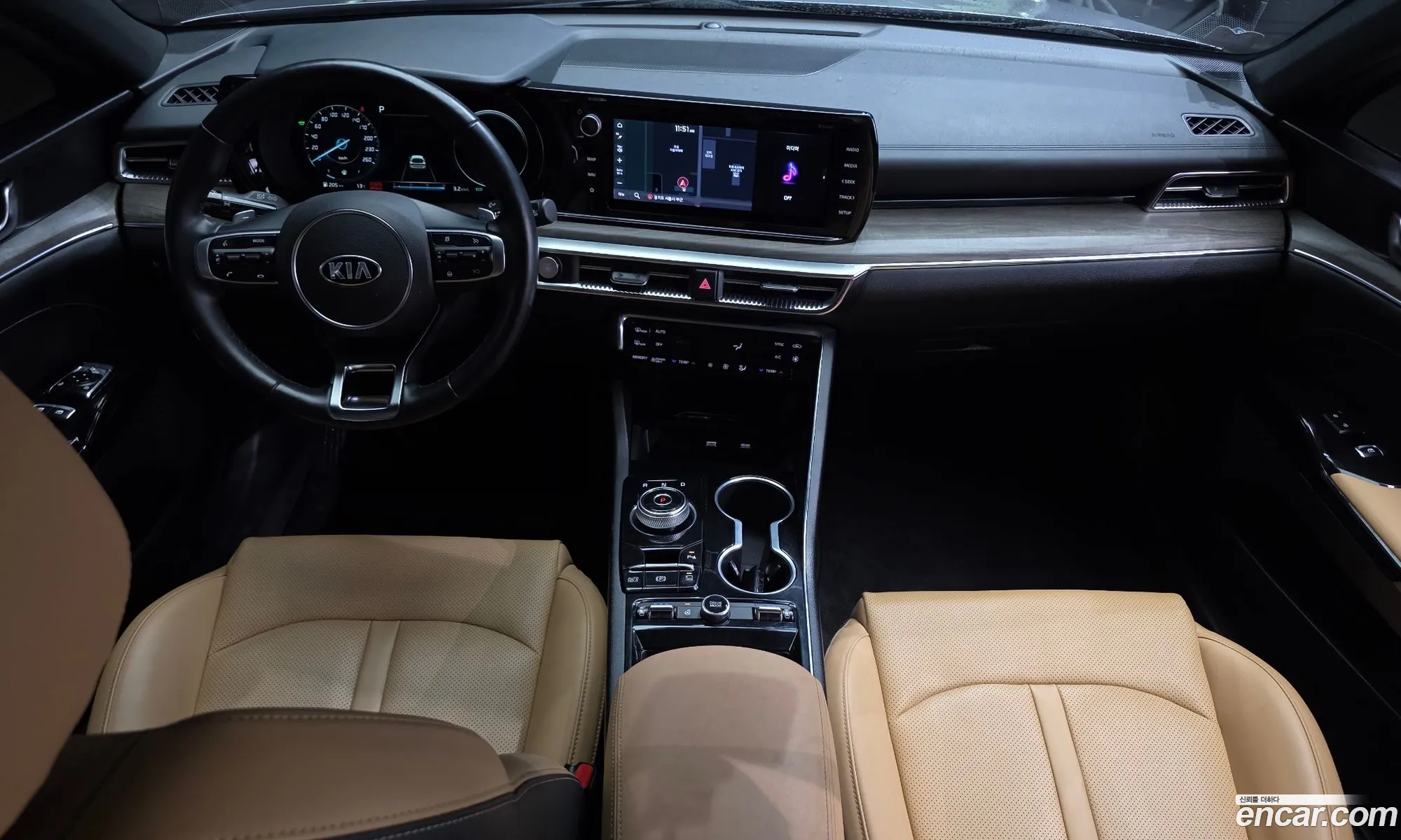 Kia K5 Hybrid 2021 — 19