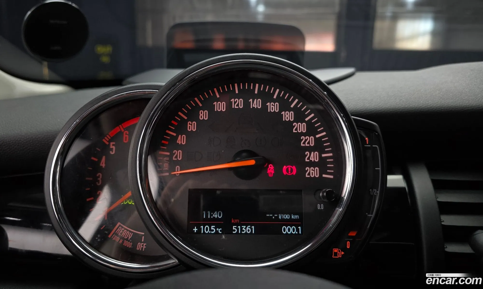 Mini Cooper D 2019 — 17
