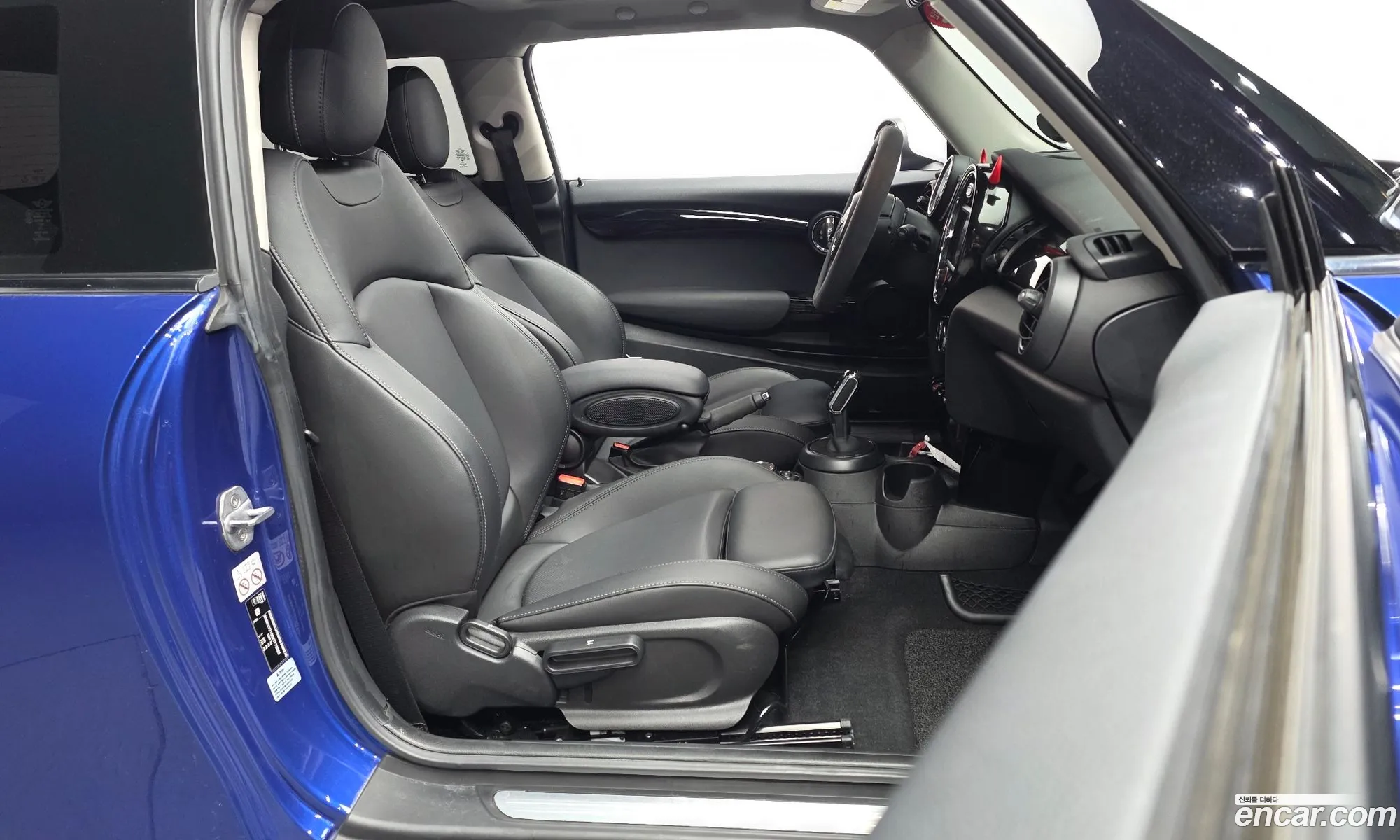 Mini Cooper D 2019 — 12