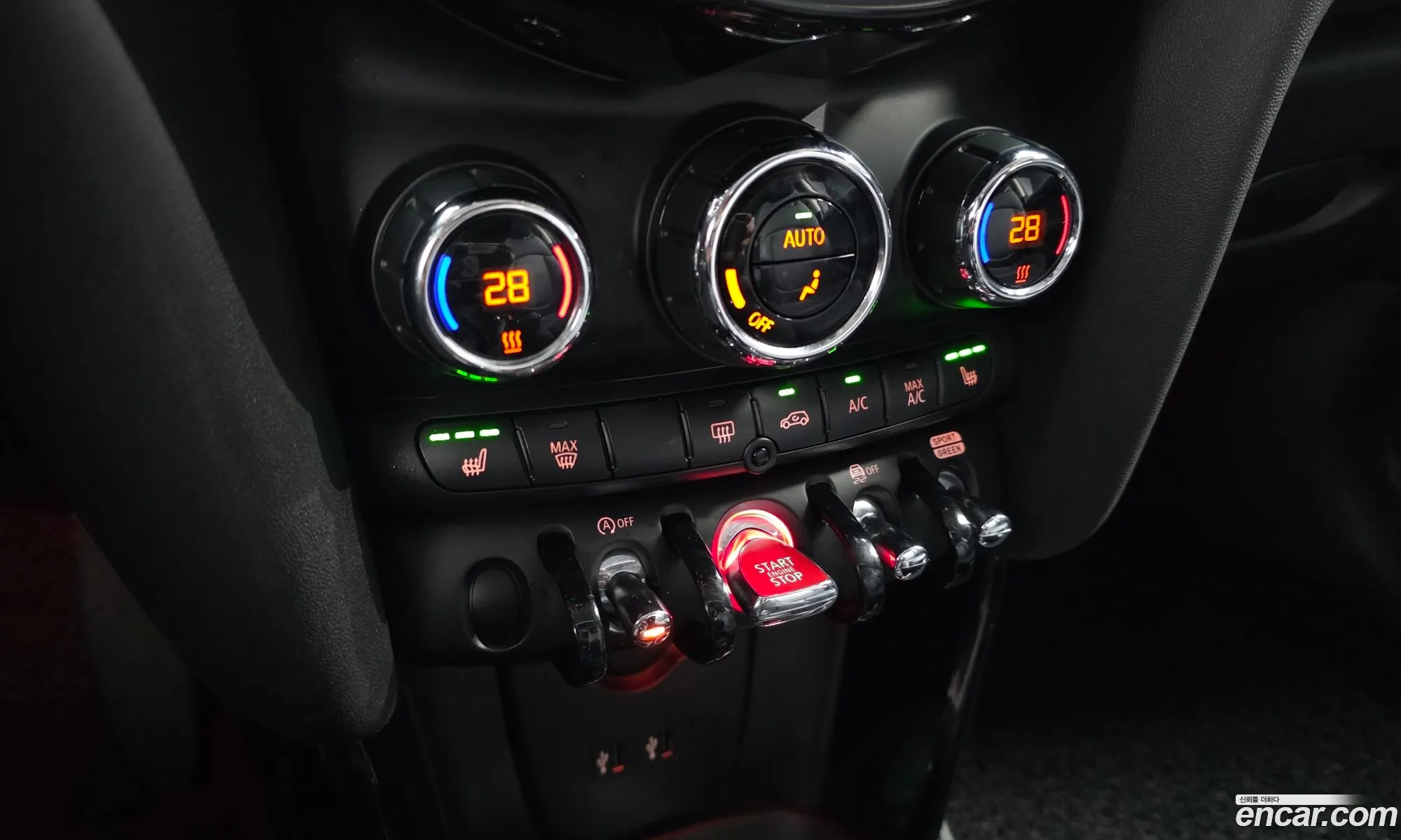 Mini Cooper D 2019 — 14