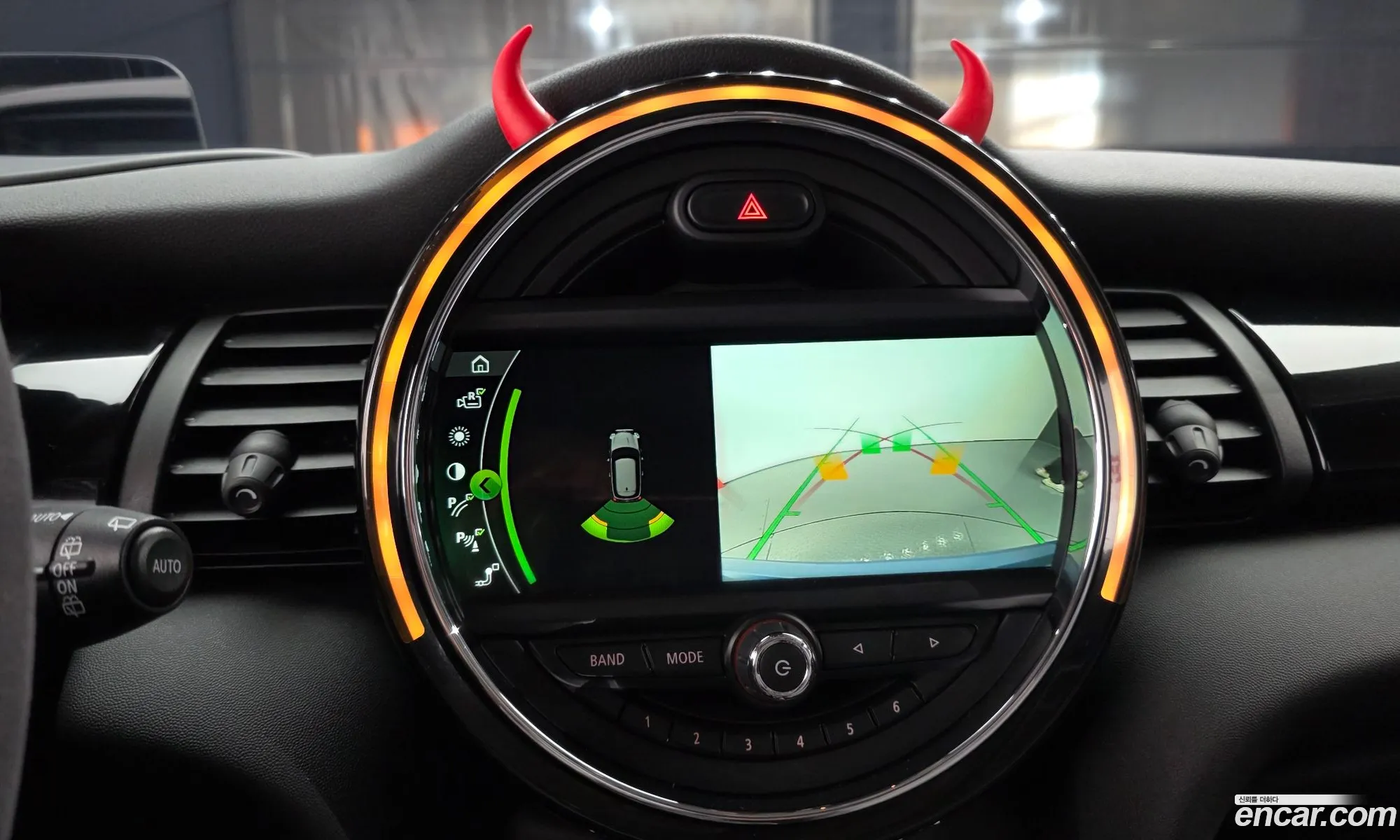 Mini Cooper D 2019 — 20