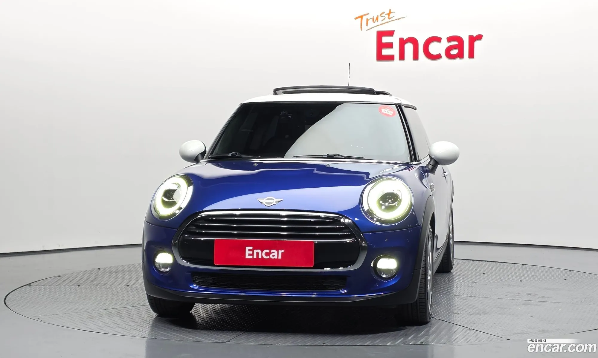 Mini Cooper D 2019 — 19