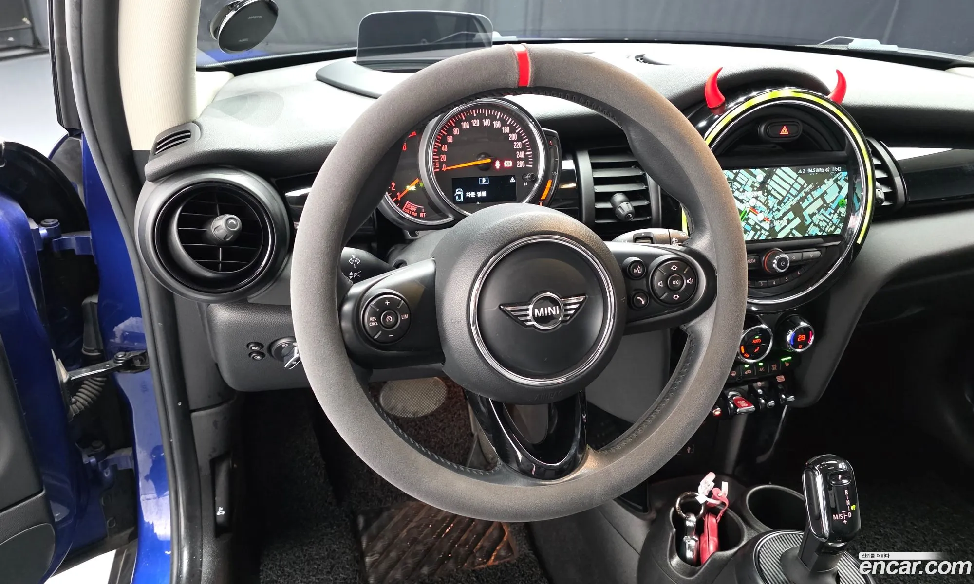 Mini Cooper D 2019 — 16