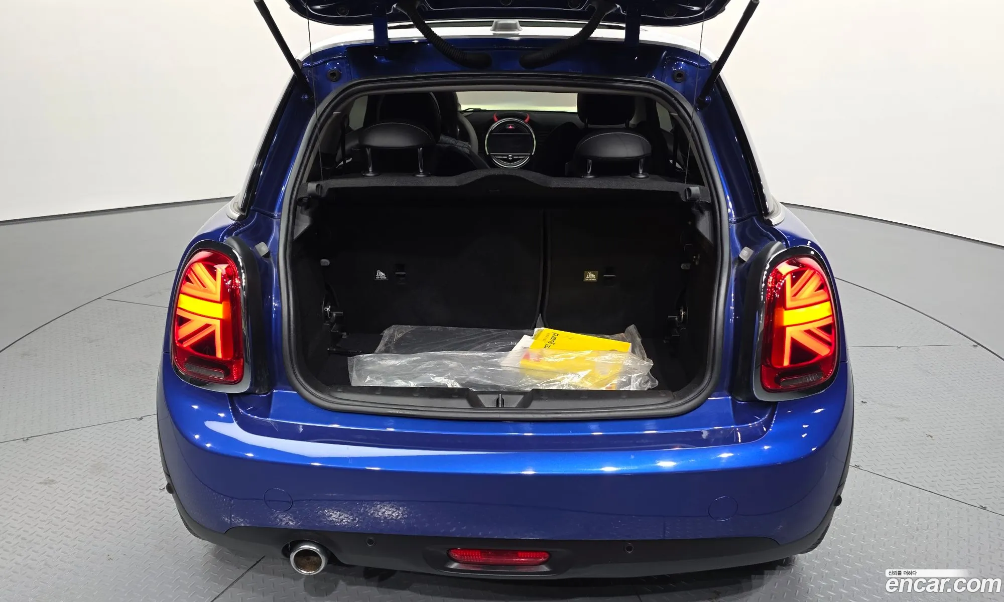Mini Cooper D 2019 — 8