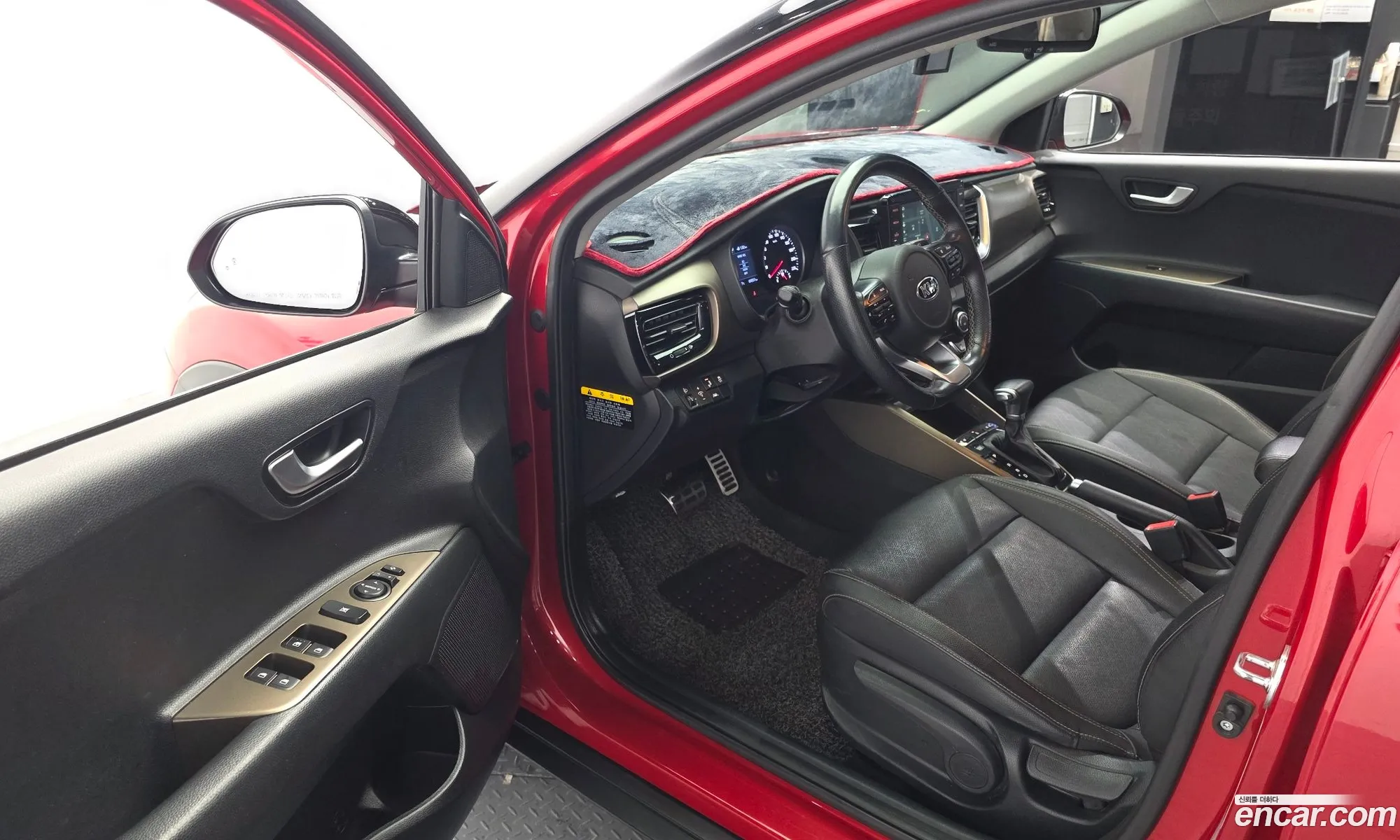 Kia Stonic 2018 — 8