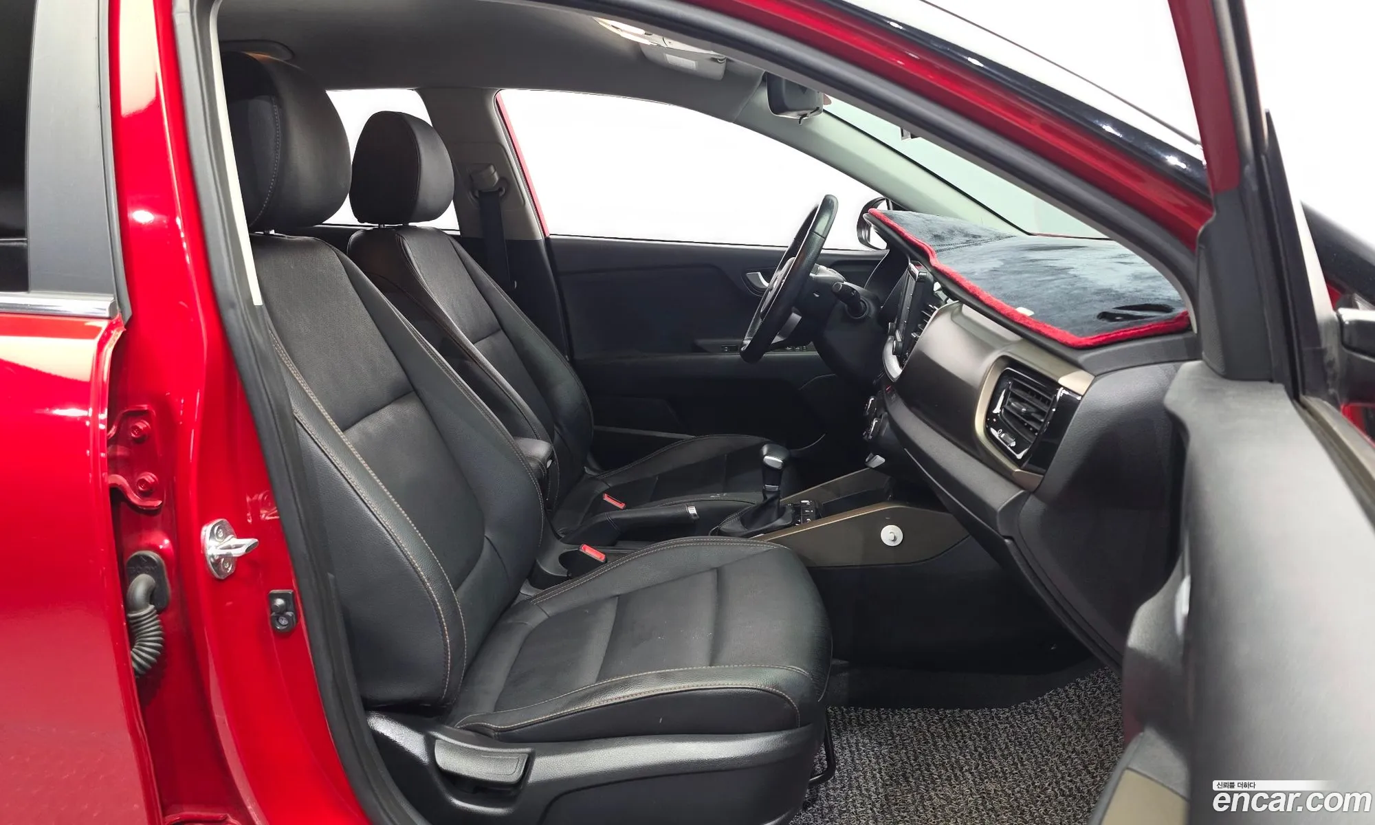 Kia Stonic 2018 — 11