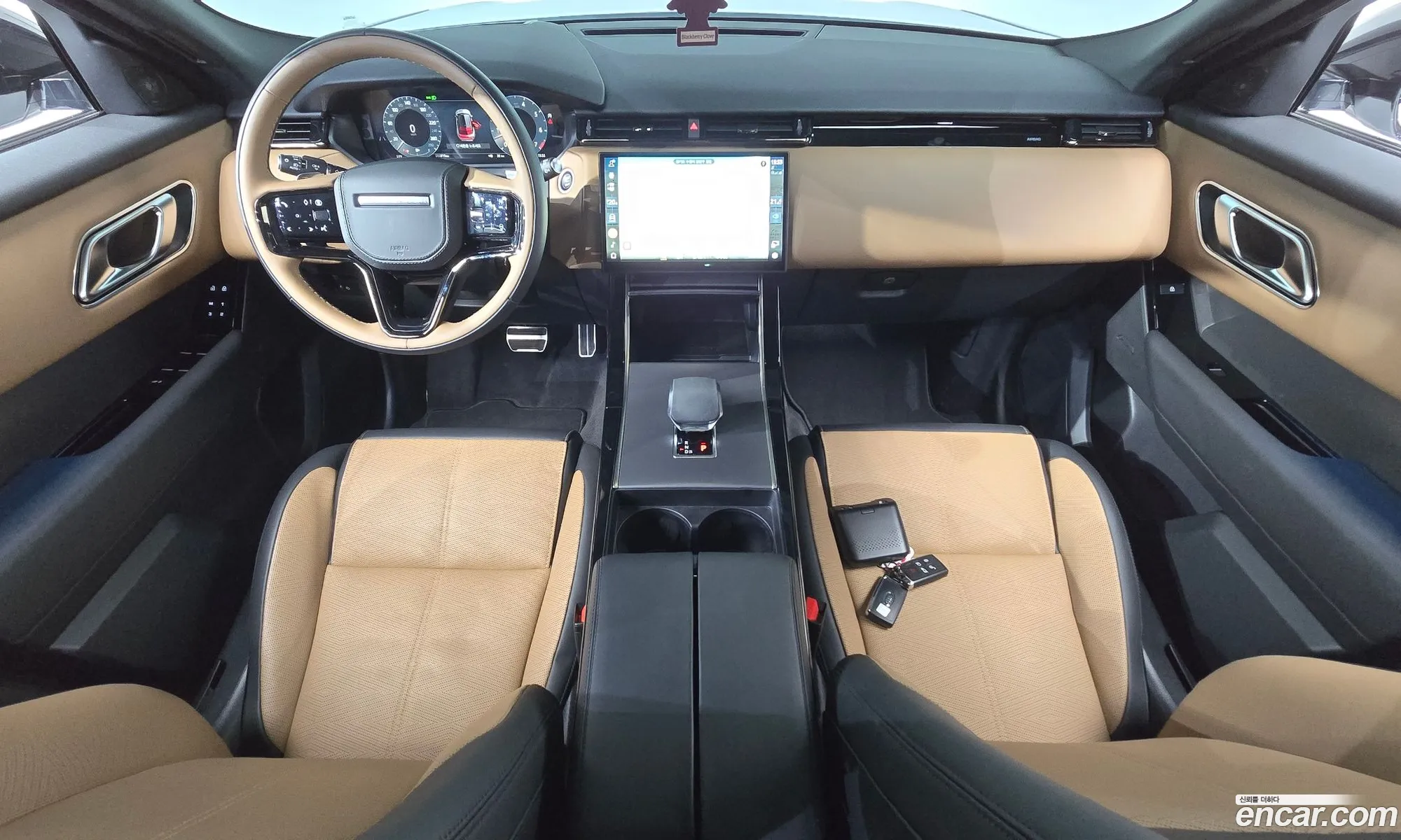 Land Rover Range Rover Velar 2025 SALYA2BU4SA810765 — 10