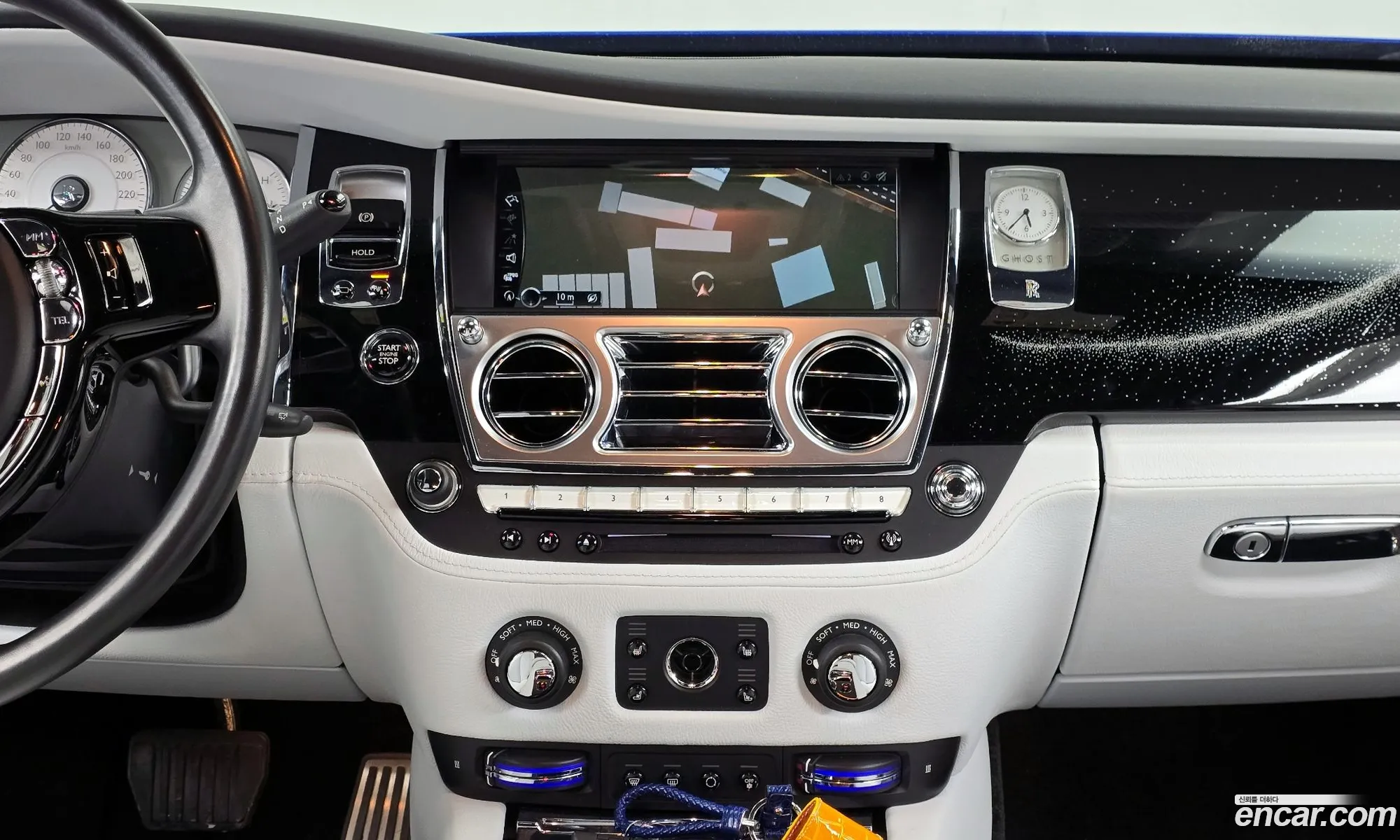 Rolls-Royce Ghost 2019 SCA664L06KUX70668 — 20