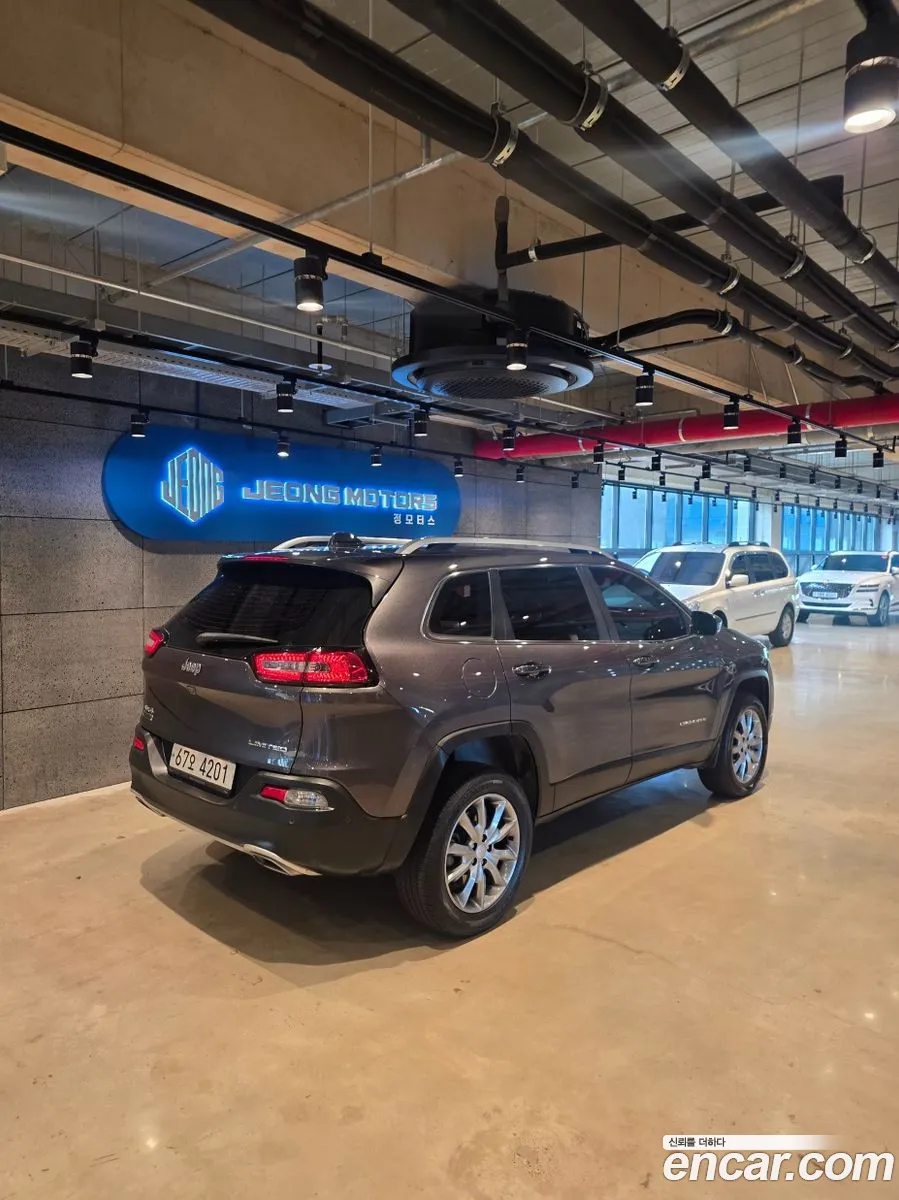Jeep Cherokee 2018 — 7