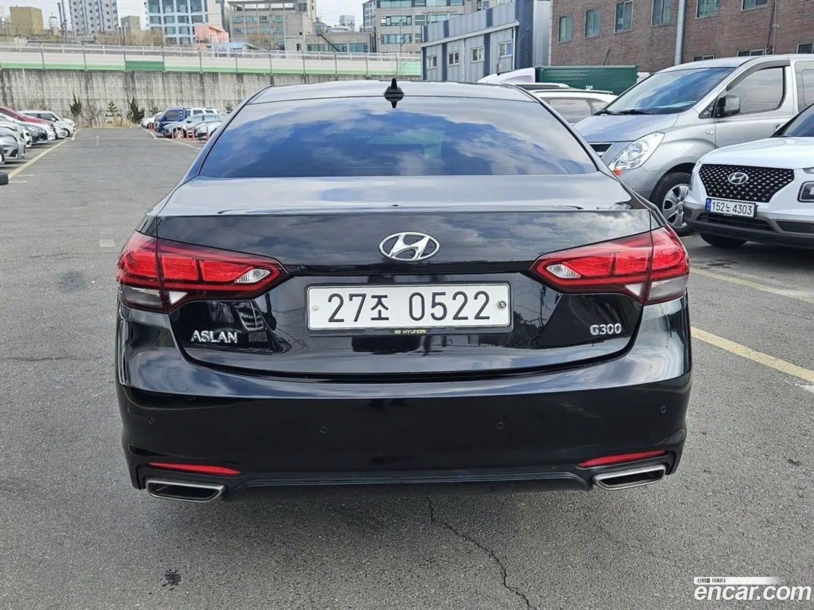 Hyundai Aslan
