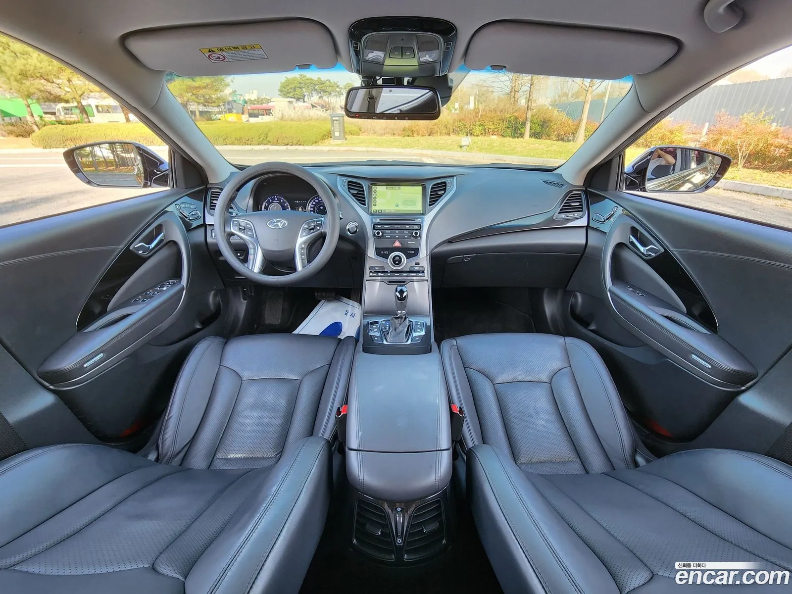 Hyundai Grandeur HG 2015 — 5