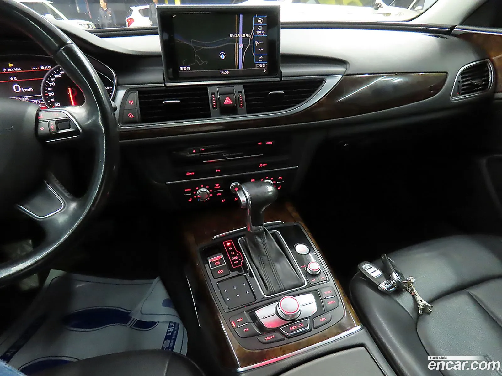 Audi A6 2014 — 4