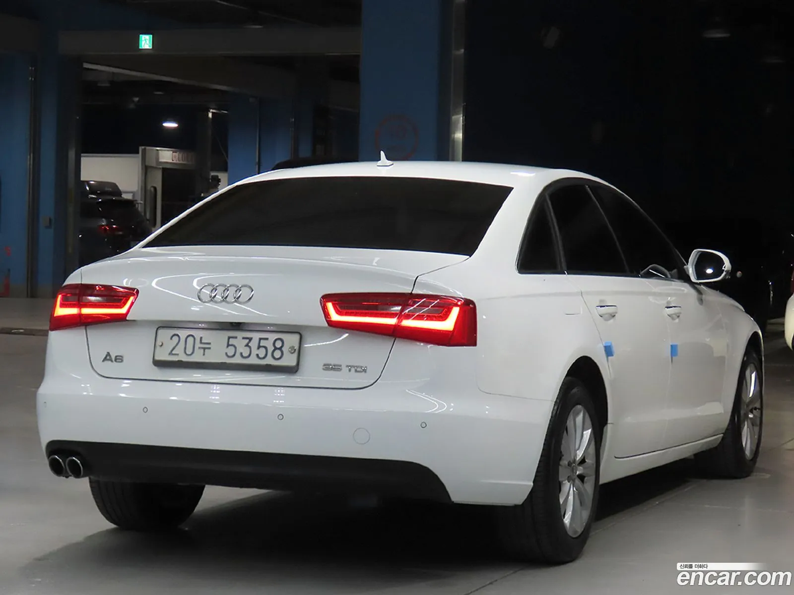 Audi A6 2014 — 12