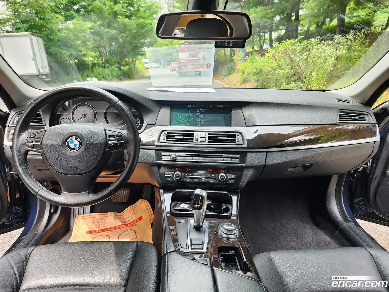 BMW 5 Series 2011 — 4
