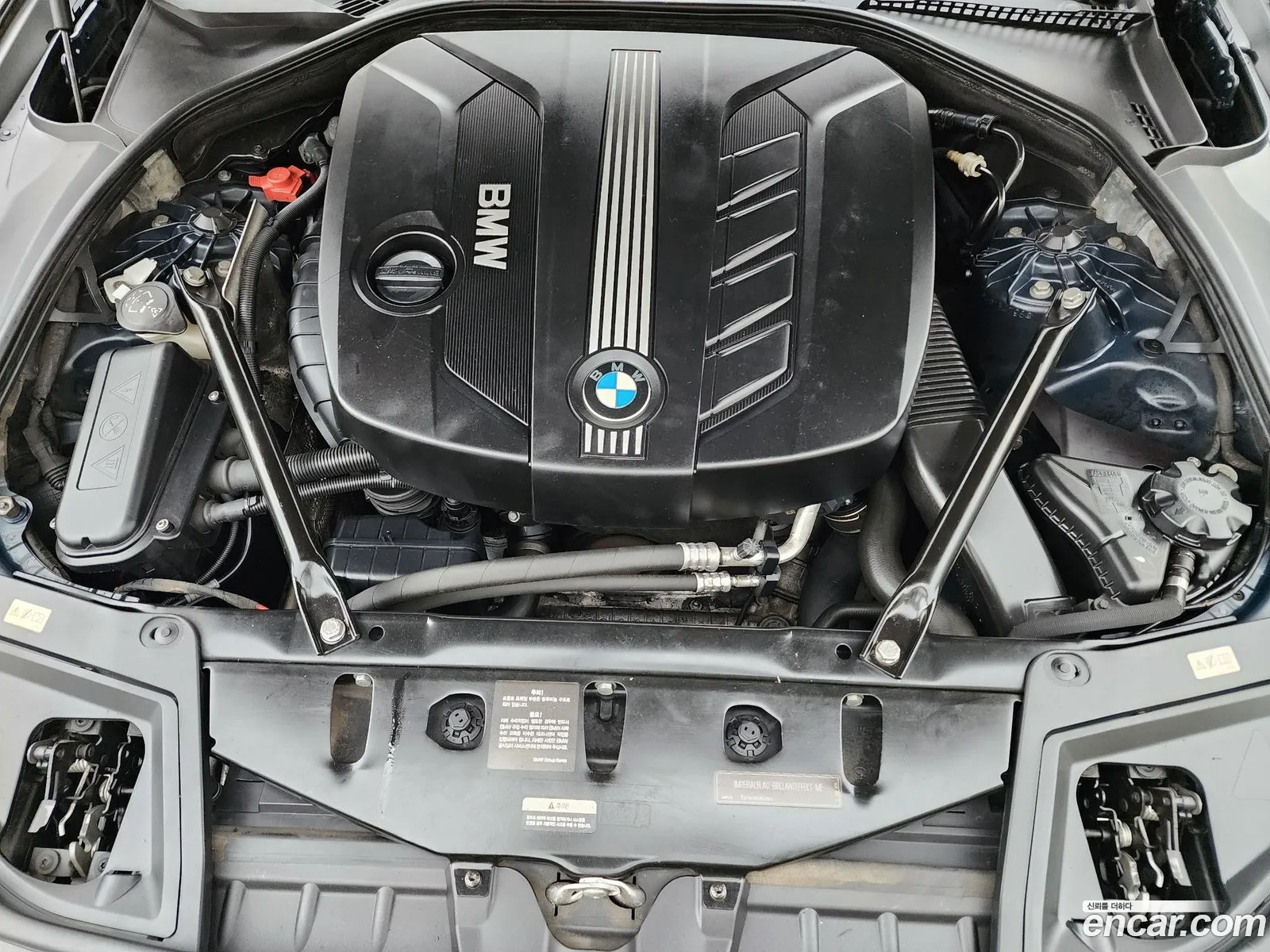 BMW 5 Series 2011 — 11