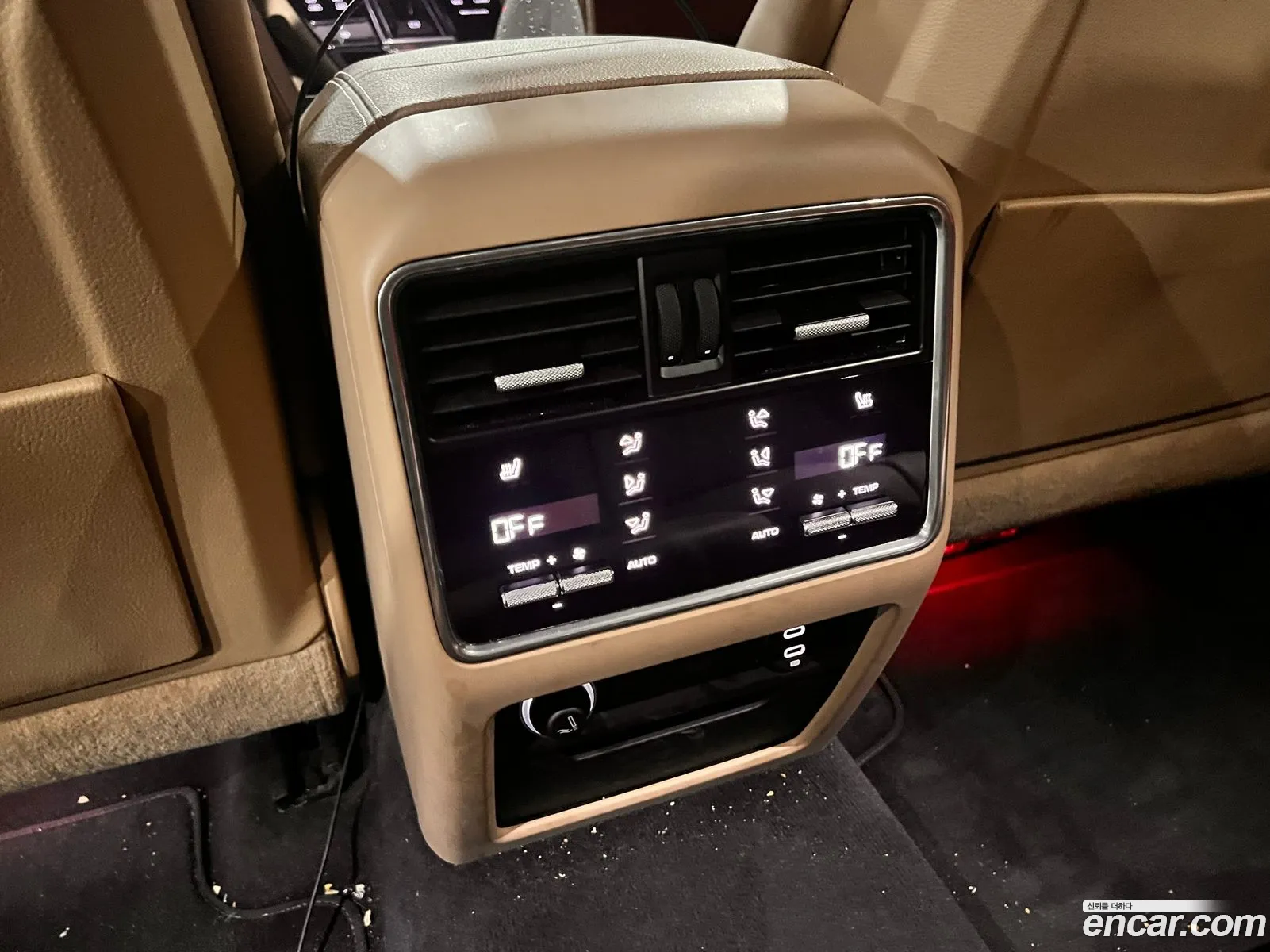 Porsche Cayenne 2023 — 17