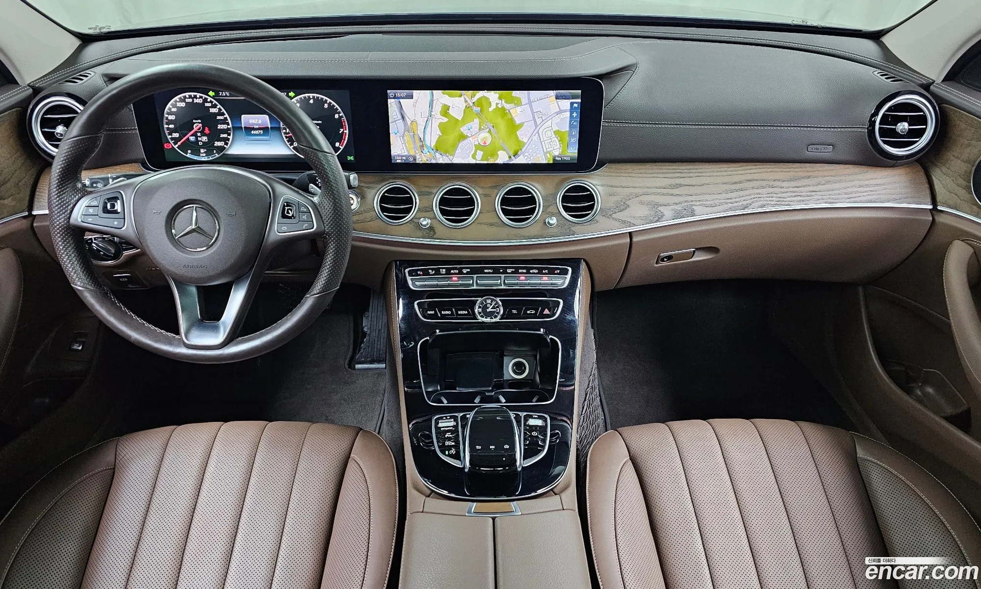 Mercedes-Benz E-Class W213 2017 WDDZF4JB5HA253405 — 10