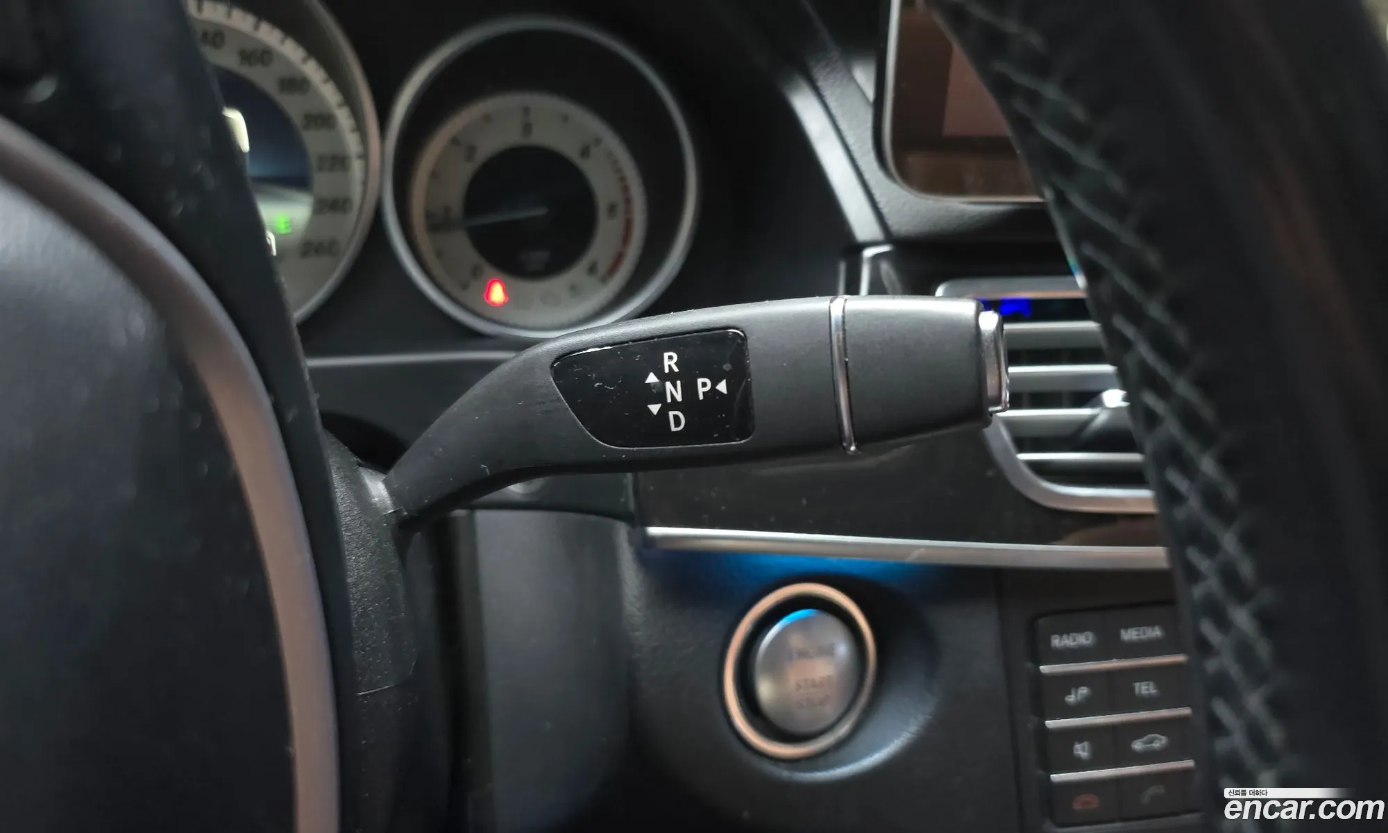 Mercedes-Benz E-Class W212 2015 — 17