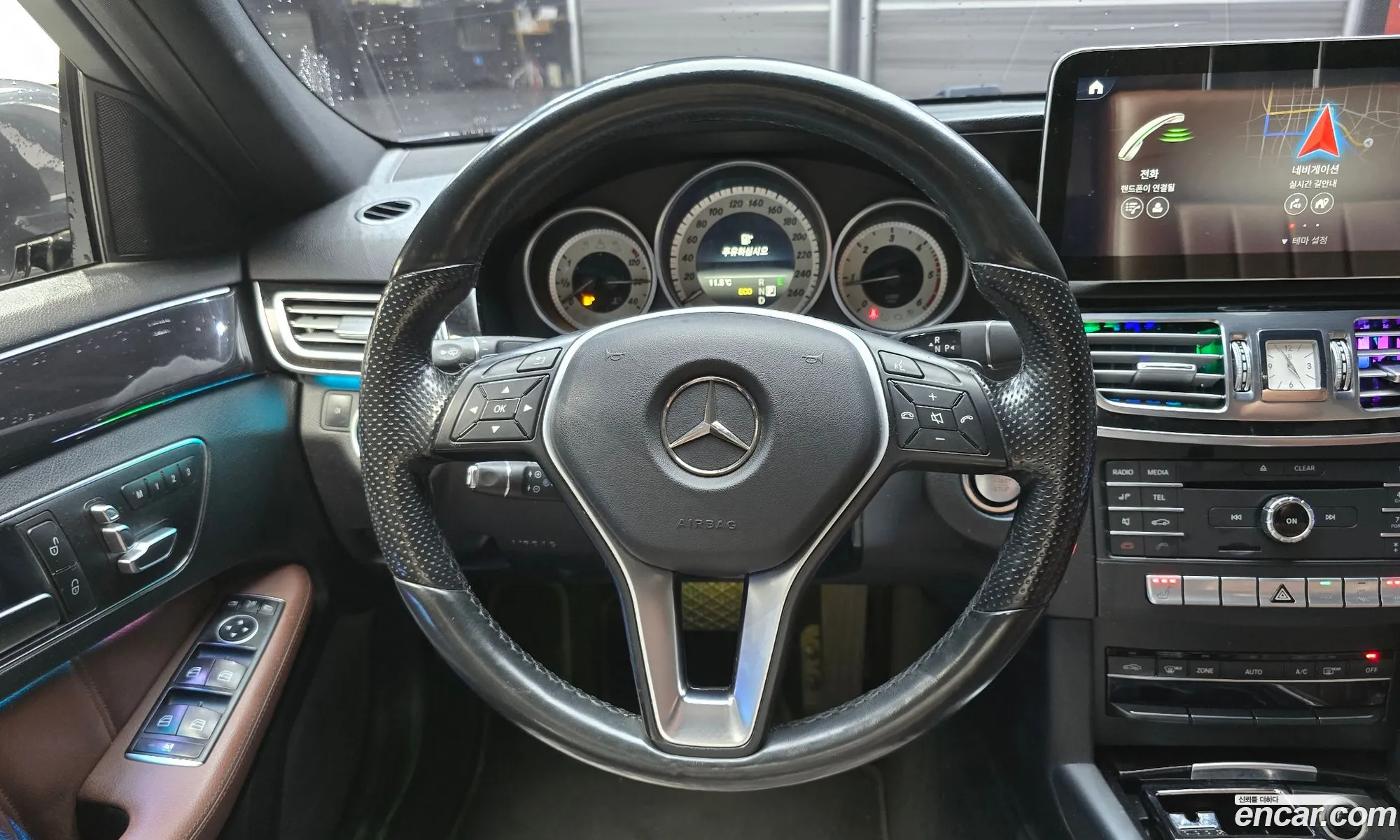 Mercedes-Benz E-Class W212 2015 — 11