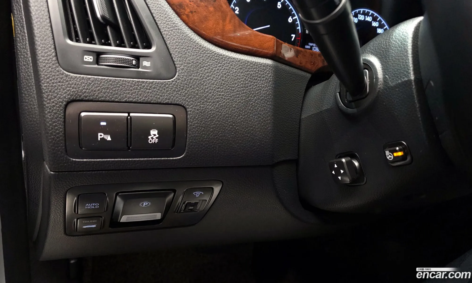 Hyundai Equus 2011 — 4