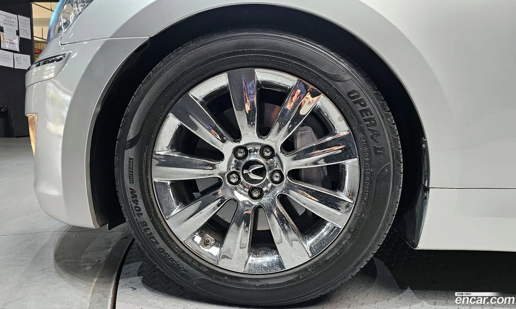 Hyundai Equus 2011 — 10