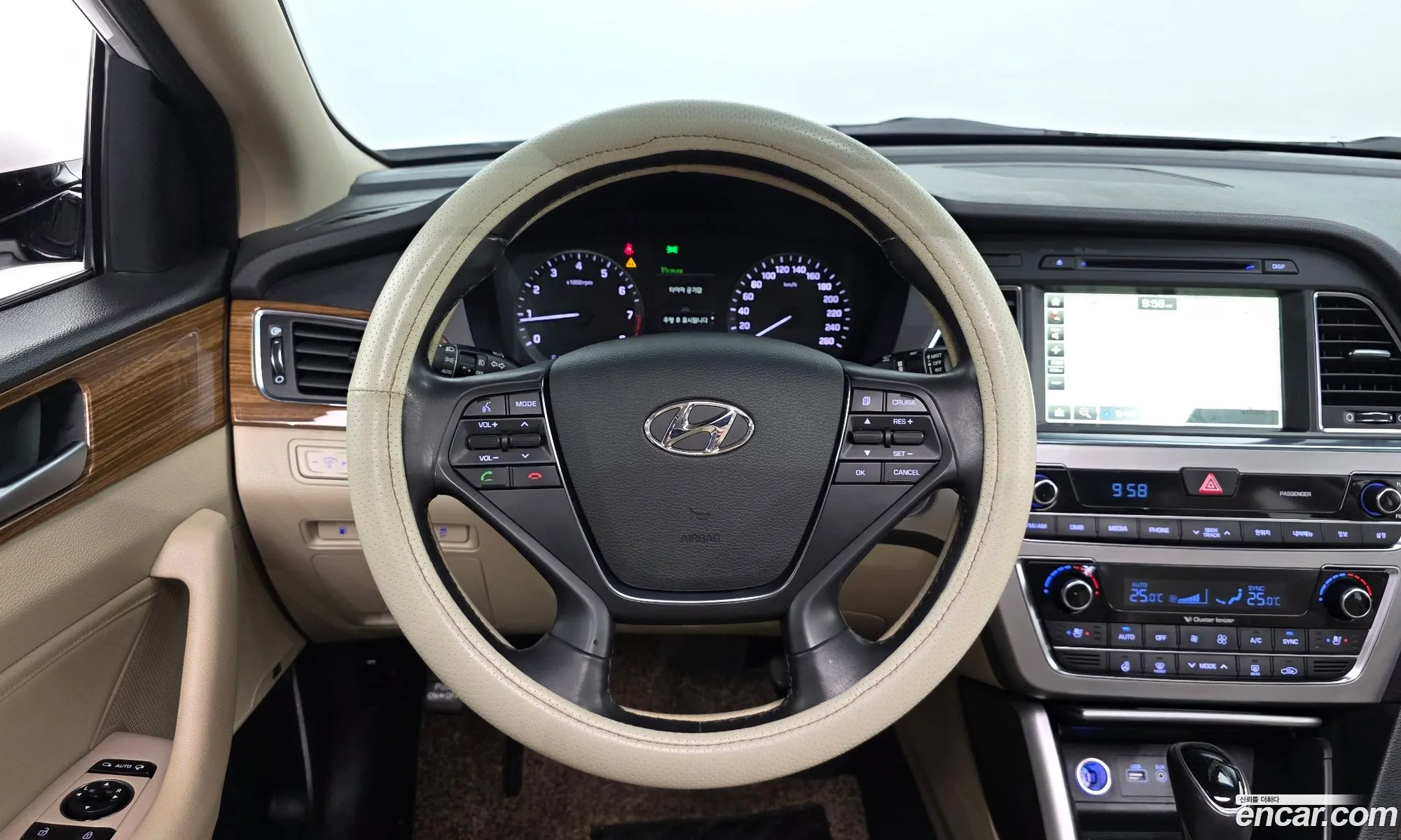 Hyundai LF Sonata 2014 — 5