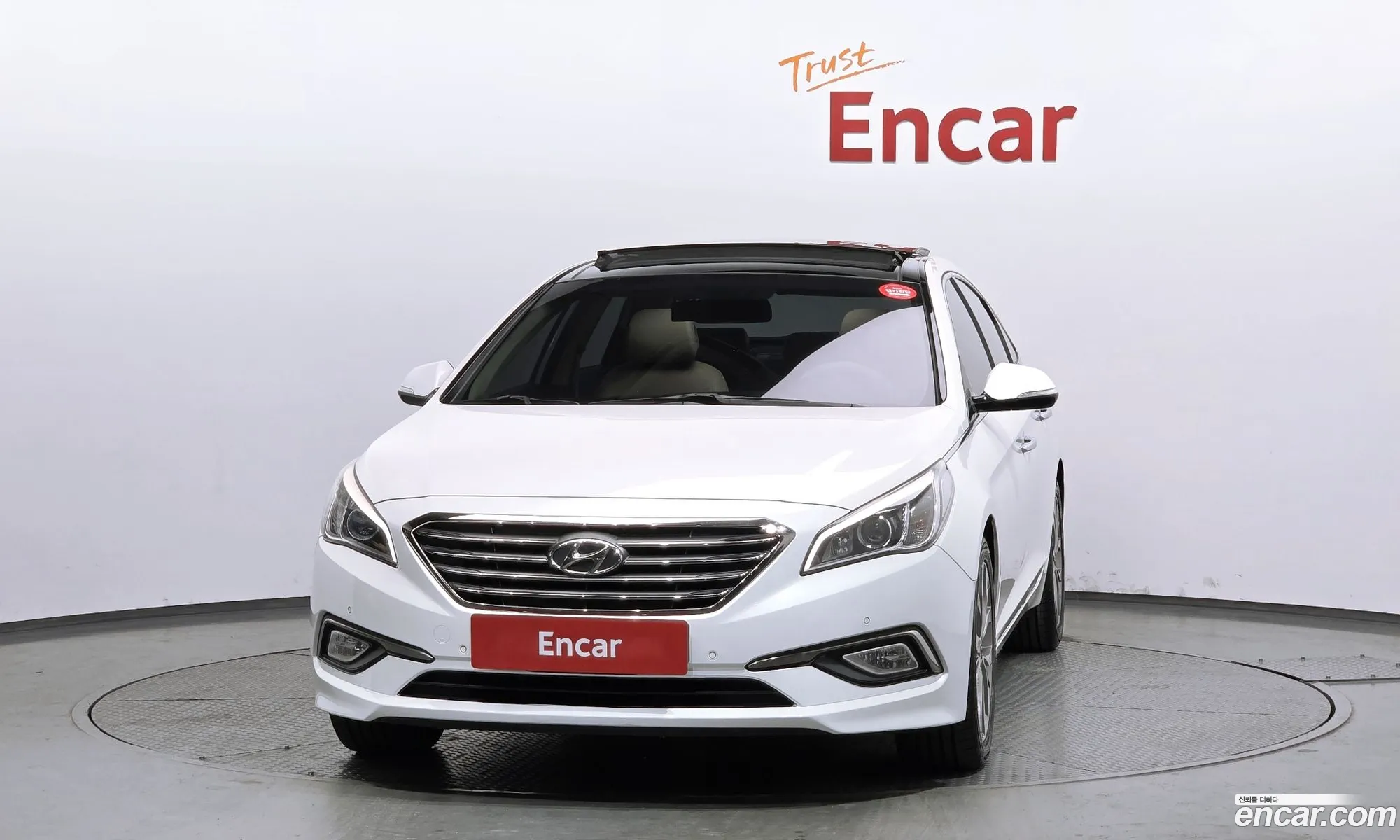 Hyundai LF Sonata 2014 — 19