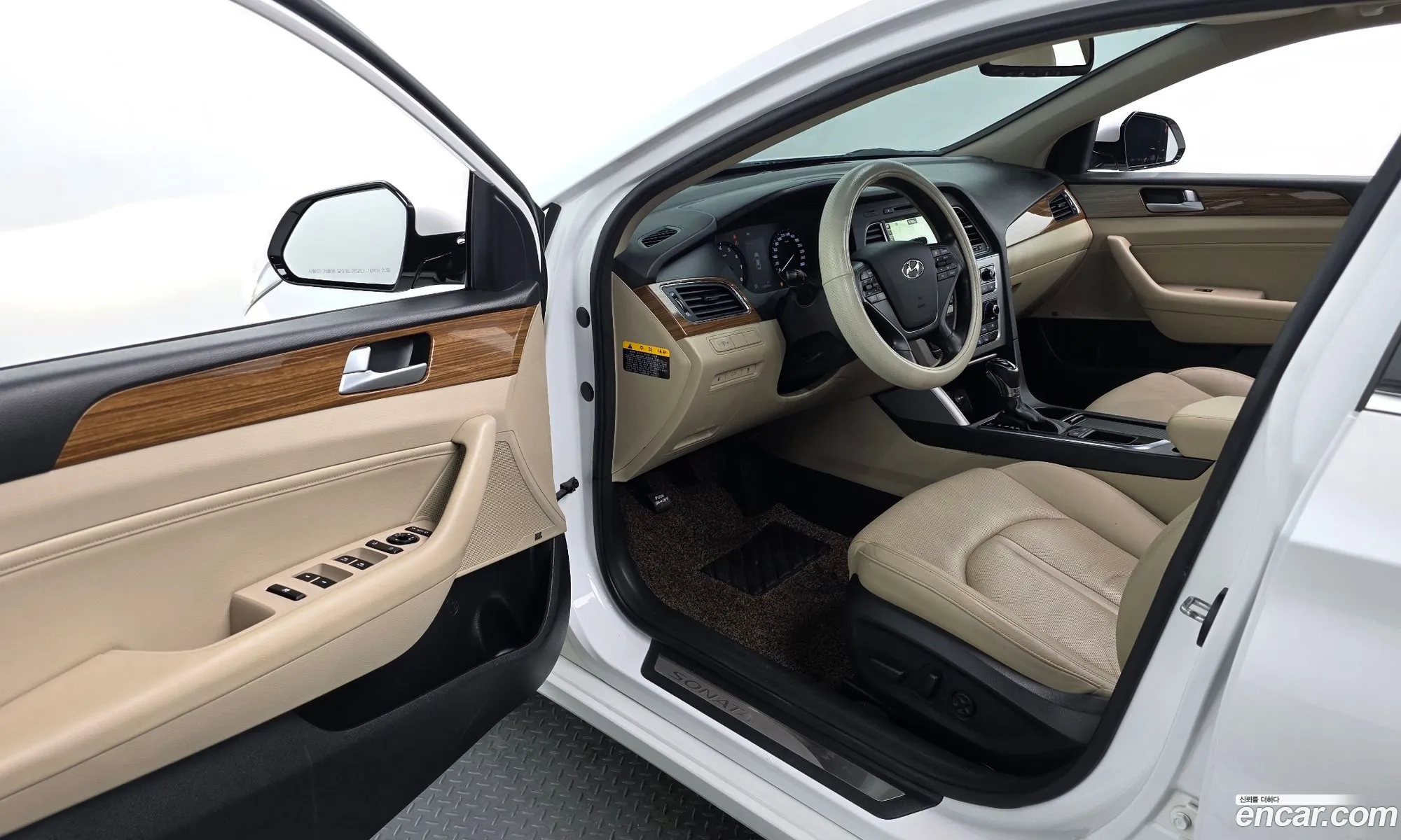Hyundai LF Sonata 2014 — 3