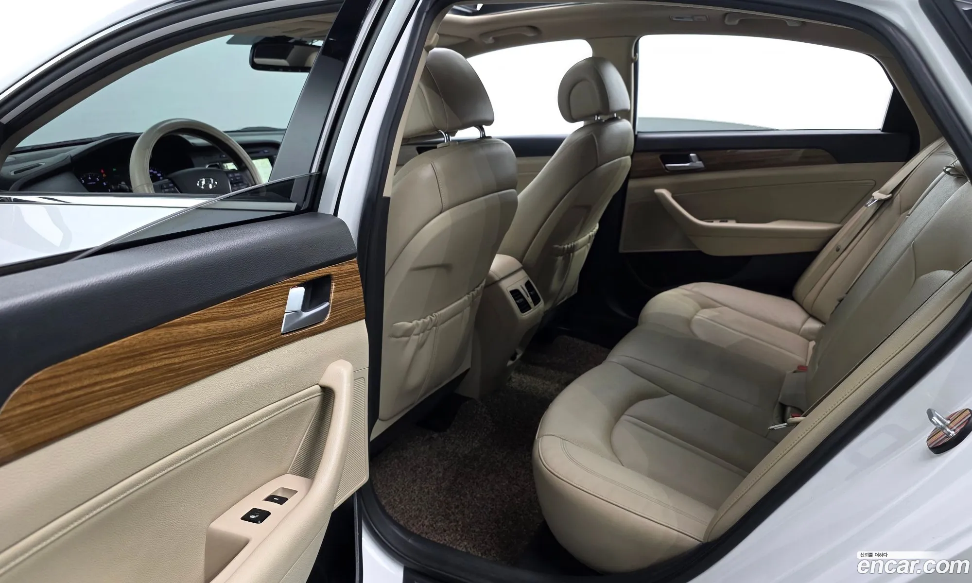 Hyundai LF Sonata 2014 — 7