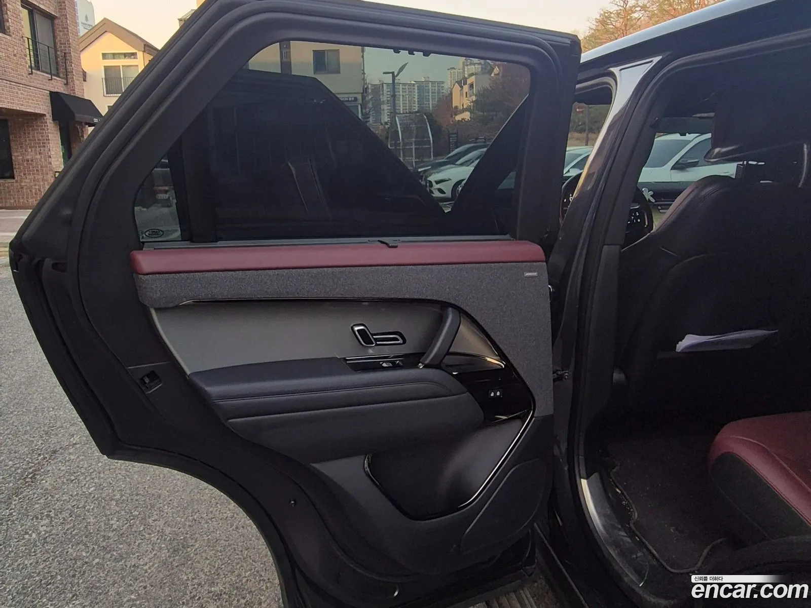 Land Rover Range Rover Sport 2023 — 12