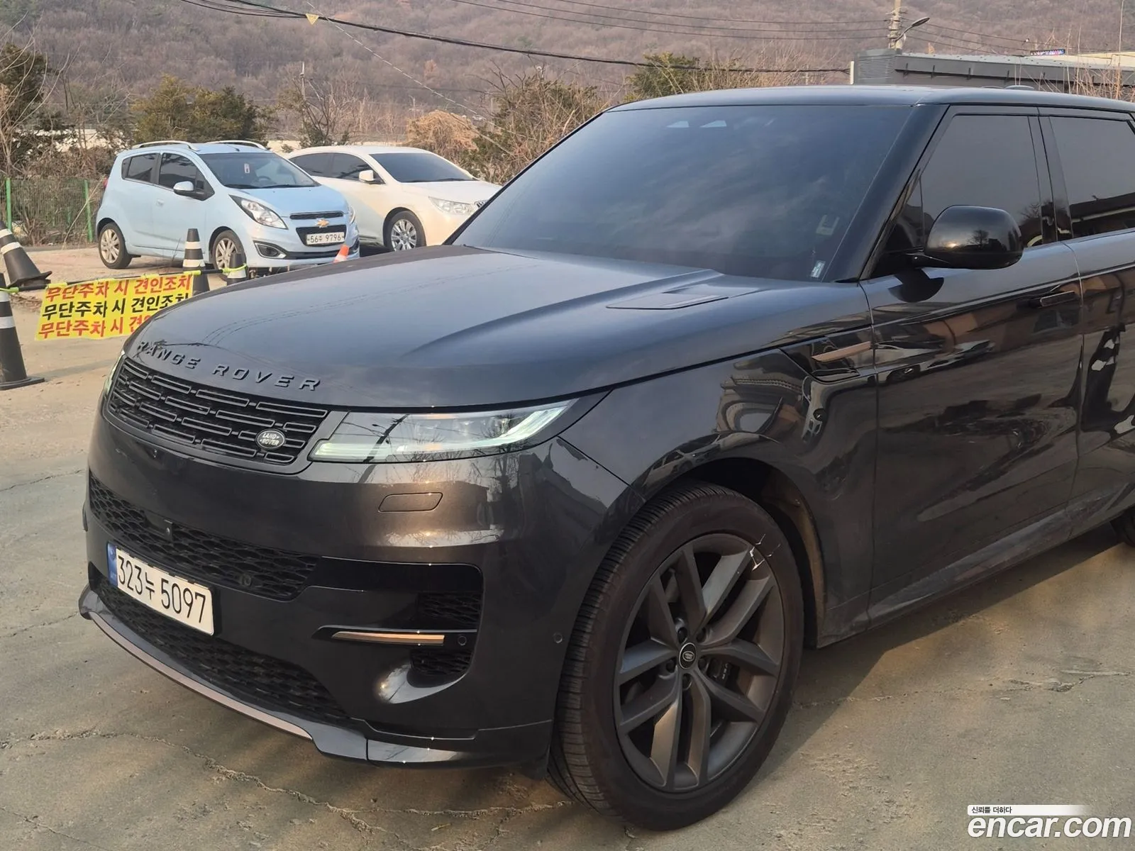 Land Rover Range Rover Sport 2023 — 10