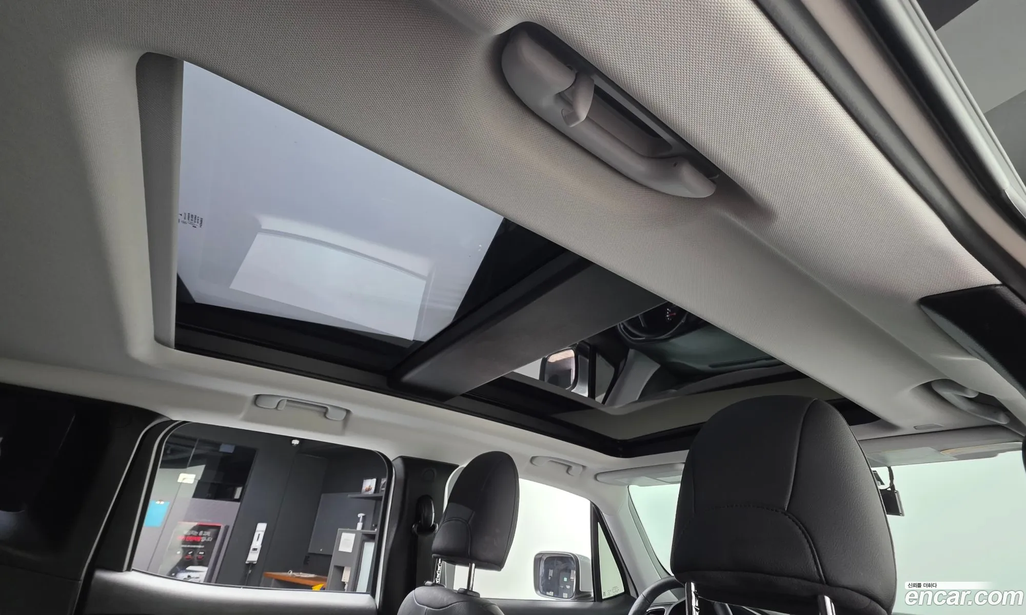 Jeep Renegade 2022 — 13