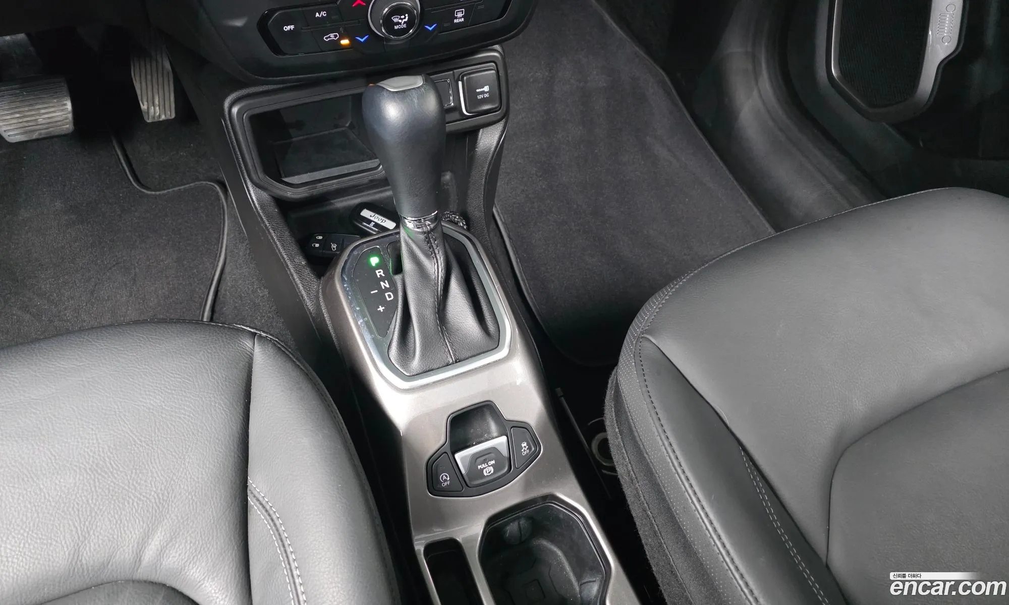 Jeep Renegade 2022 — 15